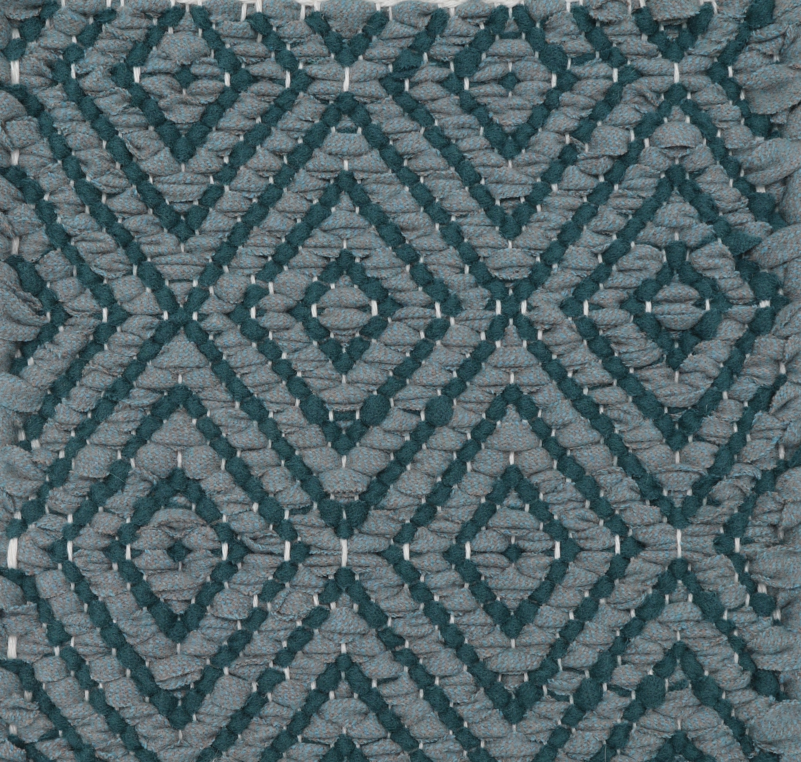 <p>Dual Diamond Twill, main blue 0450, inside sky blue H490, warp - white linen</p>
