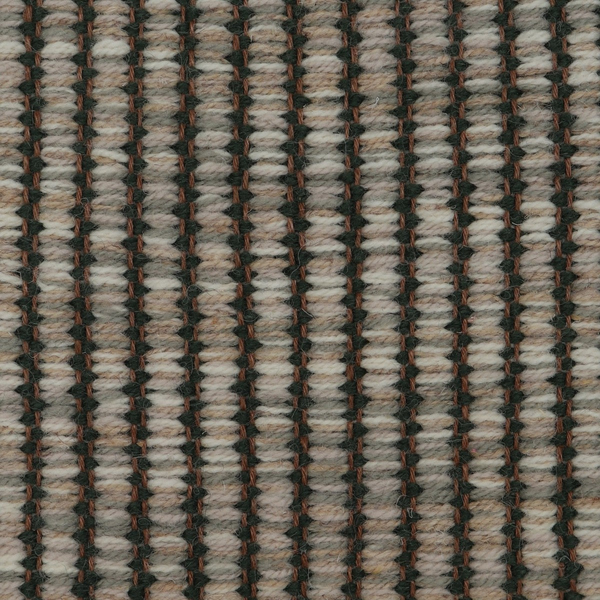 <p>Fields main 06, 1011,  03, 1008, inside deep green CH017 on the brown yarn</p>