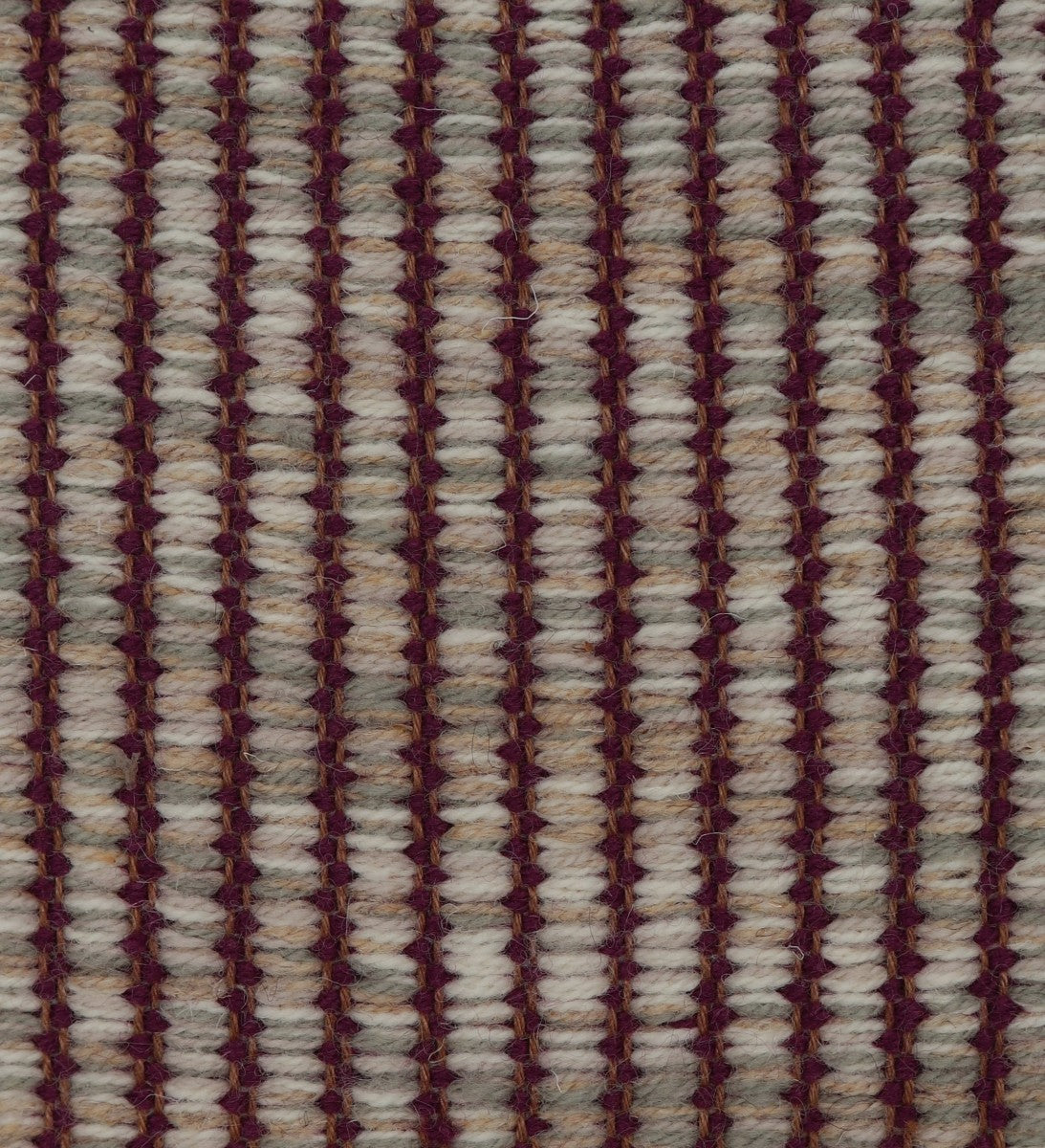<p>Fields, main 06, 1011 , 03, 1008 inside purple 8037 on the brown yarn</p>
