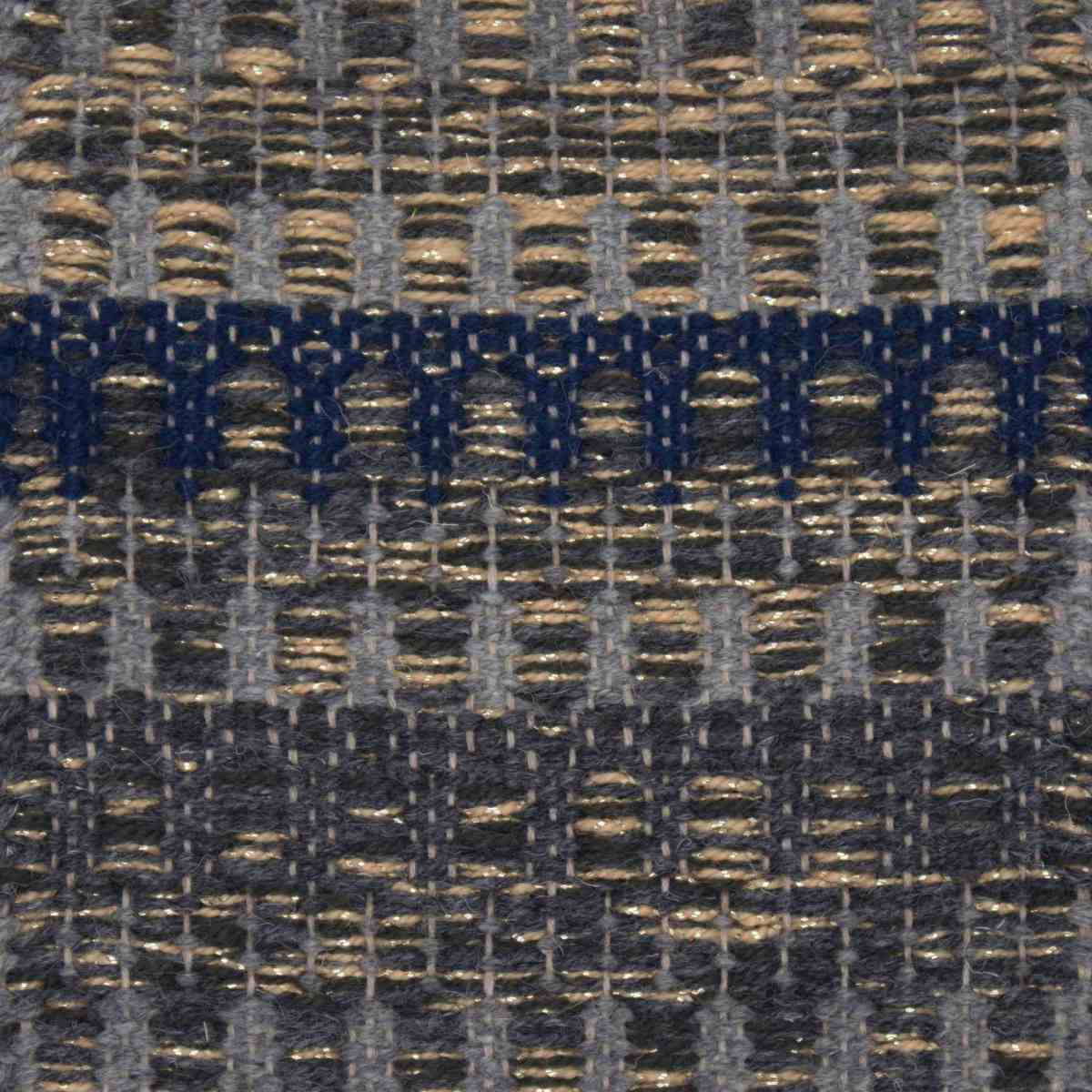 <p>Folk Zig Zag Striped, top row: main mix in 6006 (x1), 6006 with Light Gold Lurex (x1), CH7878, 05, next 3 rows: main mix 6006 with Light Gold Lurex (x1), CH7878, 05, <br>
inside 1) blue CH014, 2) light grey 04, 3) grey 08, 4) dark grey 05, 5) grey mix 04, 08 on the natural yarn</p>