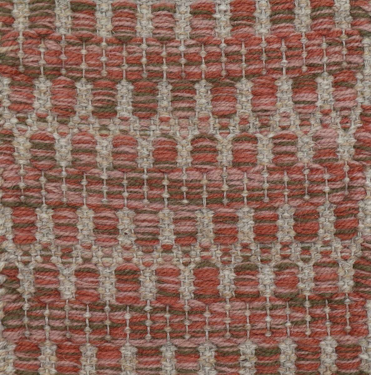 <p>Folk Zig Zag, main brown-green mix 8197, 8186, 8119, 8108, ins. beige 12, 03 on the natural yarn</p>