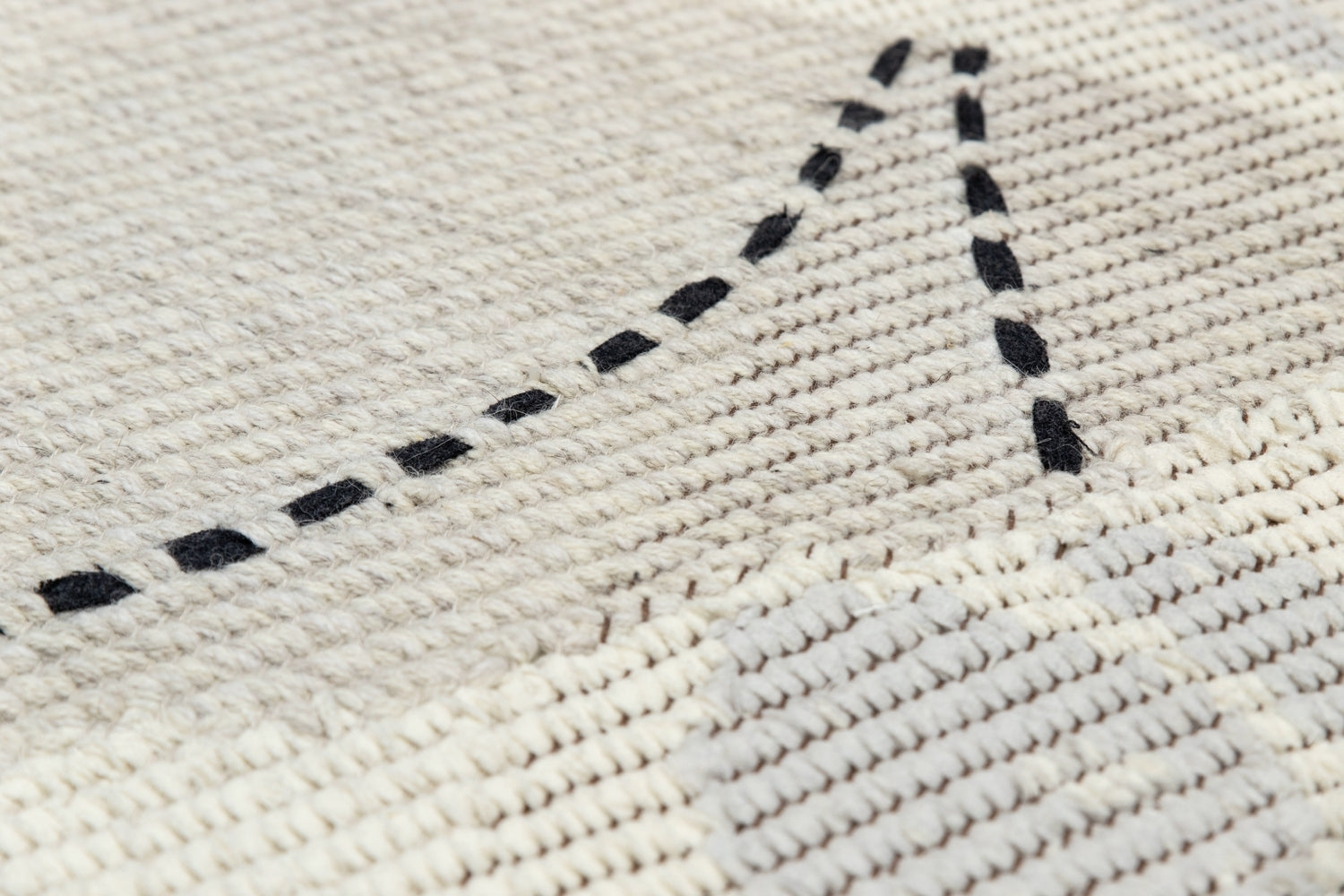 Frammento – White