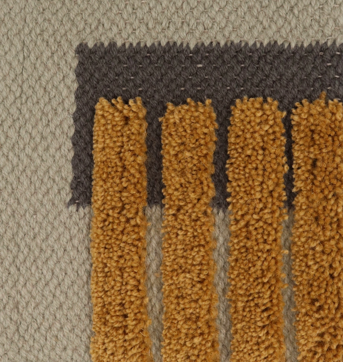 <p><meta charset="UTF-8"><a id="fancybox-right"></a><span id="fancybox-right-ico" class="fancy-ico"></span></p>
<div class="fancybox-title-inside" id="fancybox-title"></div>
<div class="fancybox-title-inside">
<div id="fancybox-title" class="fancybox-title-inside">
<meta charset="UTF-8">
<span>HORIZON created by Yuriy Zimenko, Flat Tuskaft with Hand Tufted Vertical Stripes, main beige 1011, insert dark grey 1005, tuft mustard 6004 on the natural yarn</span><br>
</div>
<br>
</div>