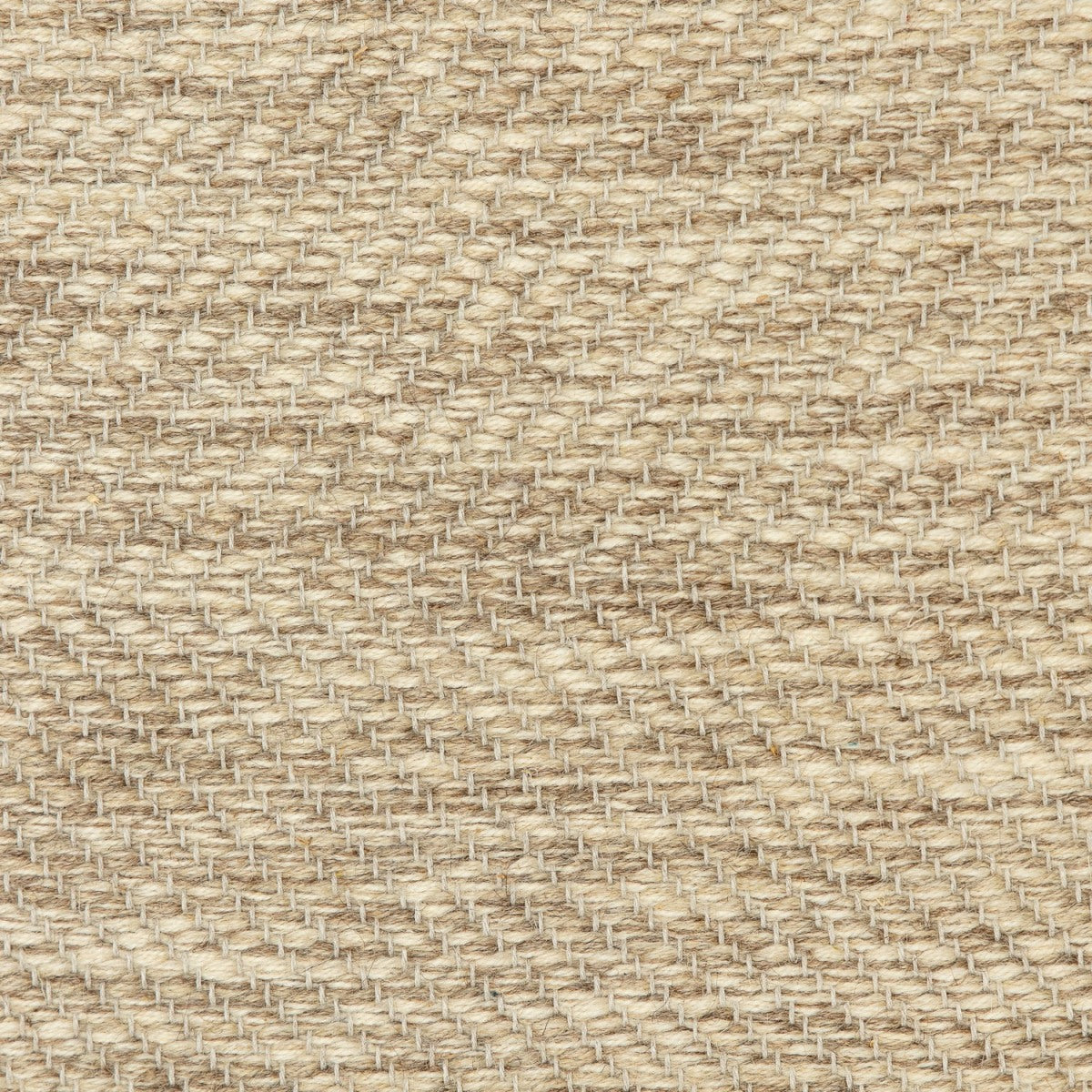 <p>Herringbone, beige mix 02, 03, 07 on the natural yarn</p>