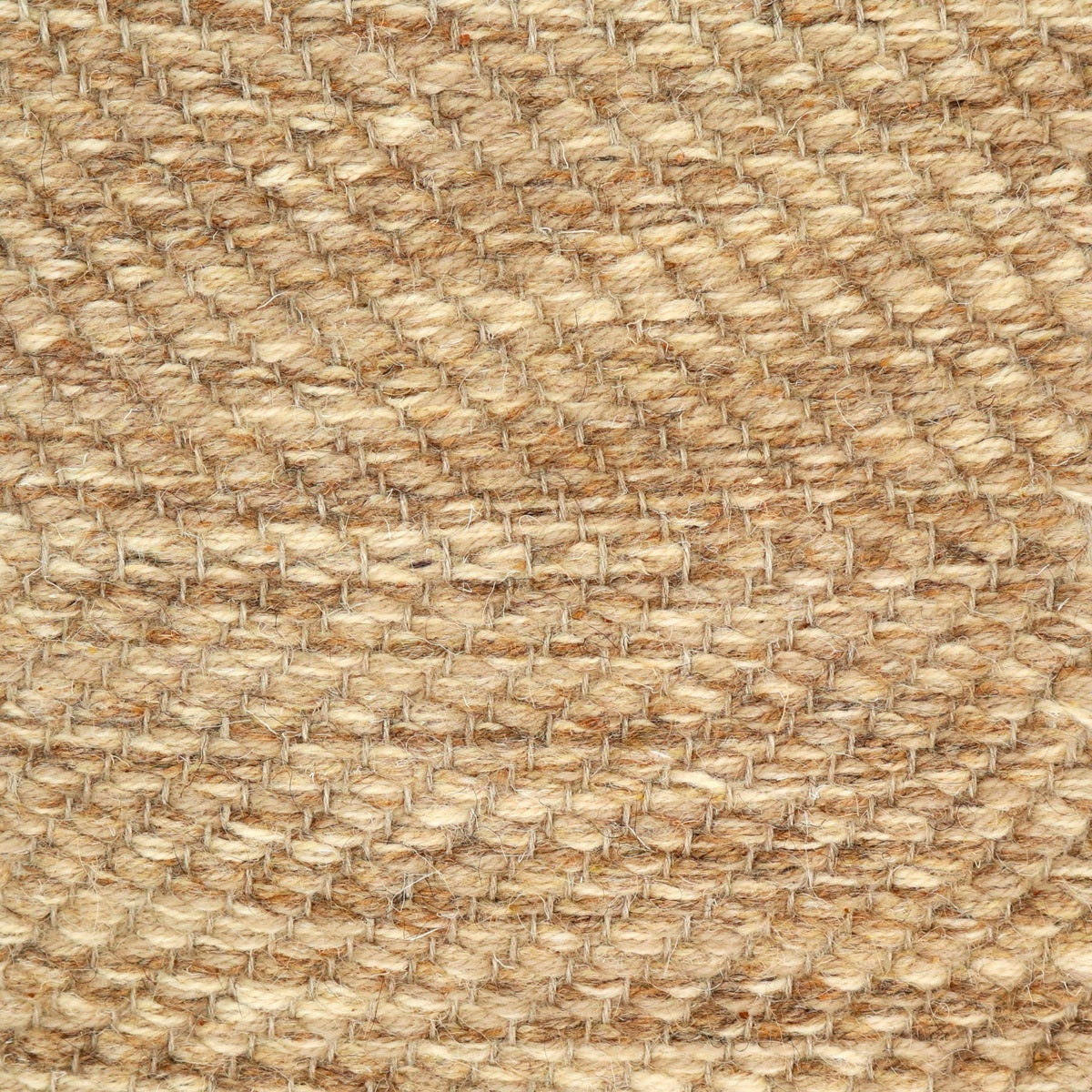 <p>Herringbone, beige mix 03 (3 thr.), 02, 6040, 07 on the natural yarn</p>
