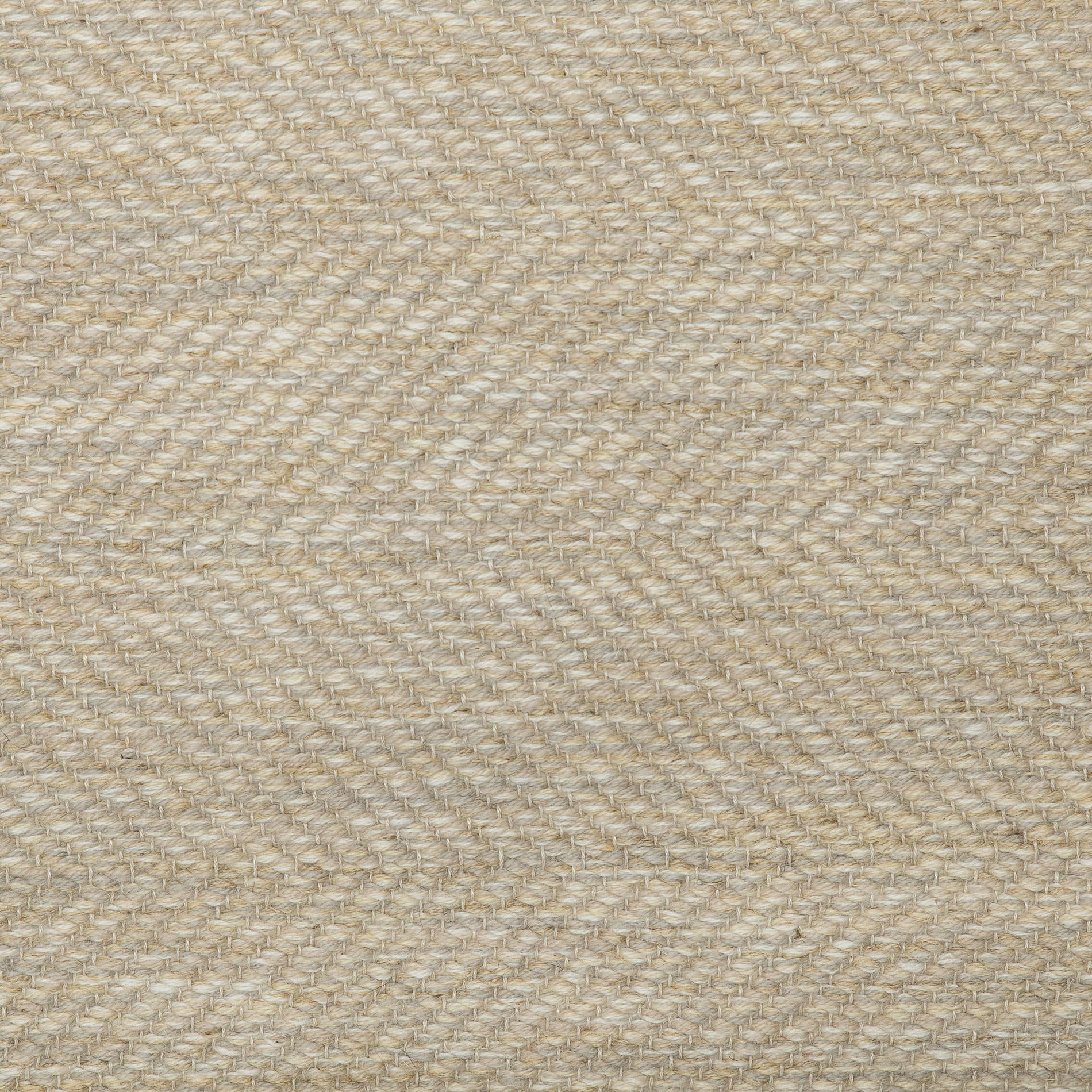 <p>Herringbone, beige mix 1023, 03, 07, CH1207, CH1311 on the natural yarn</p>