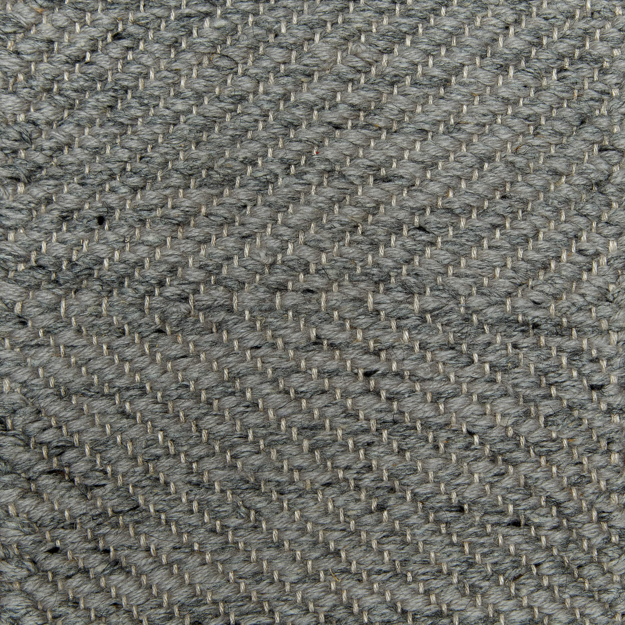 <p>Herringbone, grey mix 1009, 04 on the natural yarn</p>