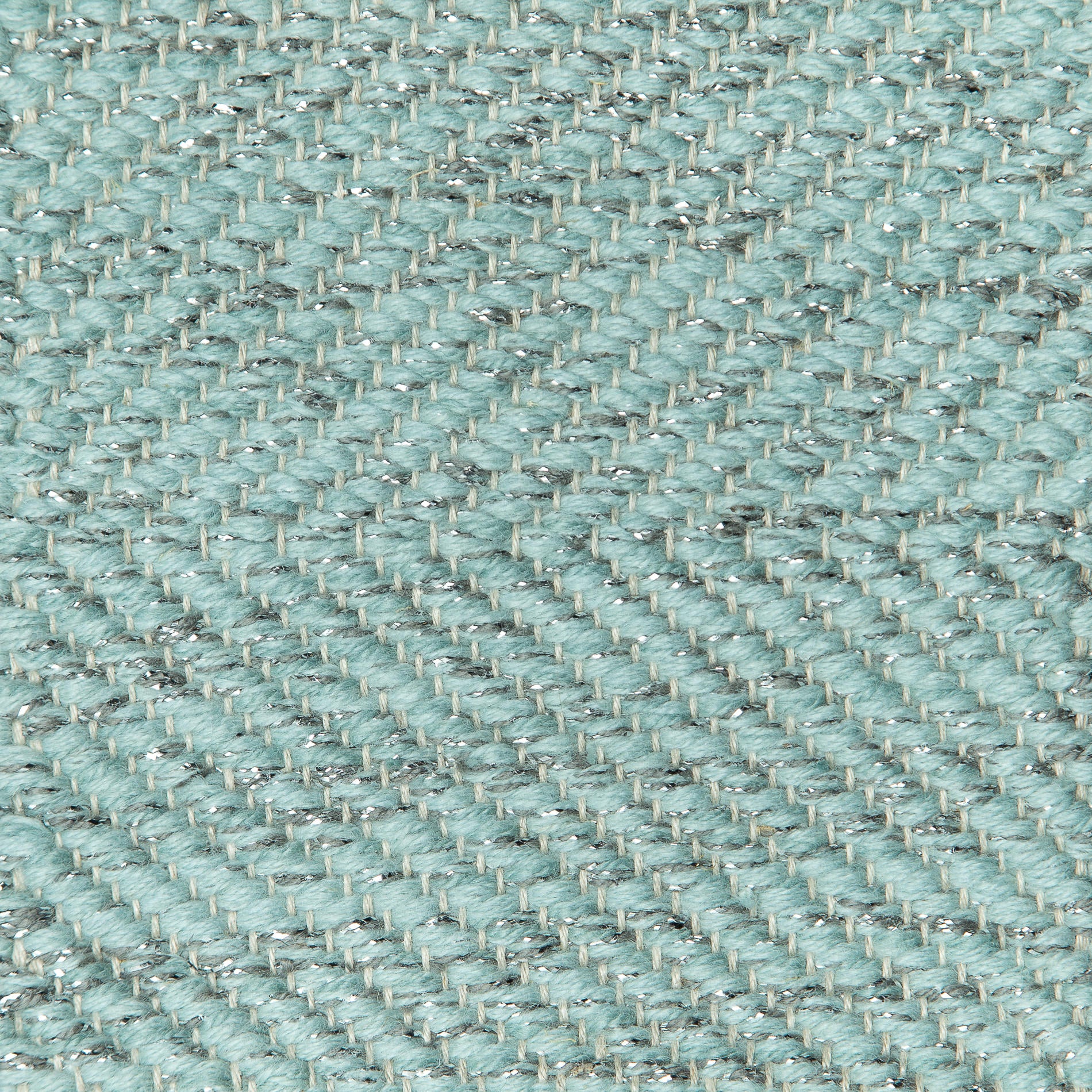 <p>Herringbone, light blue CH4400, 062 with silver metallic effects on the natural yarn</p>