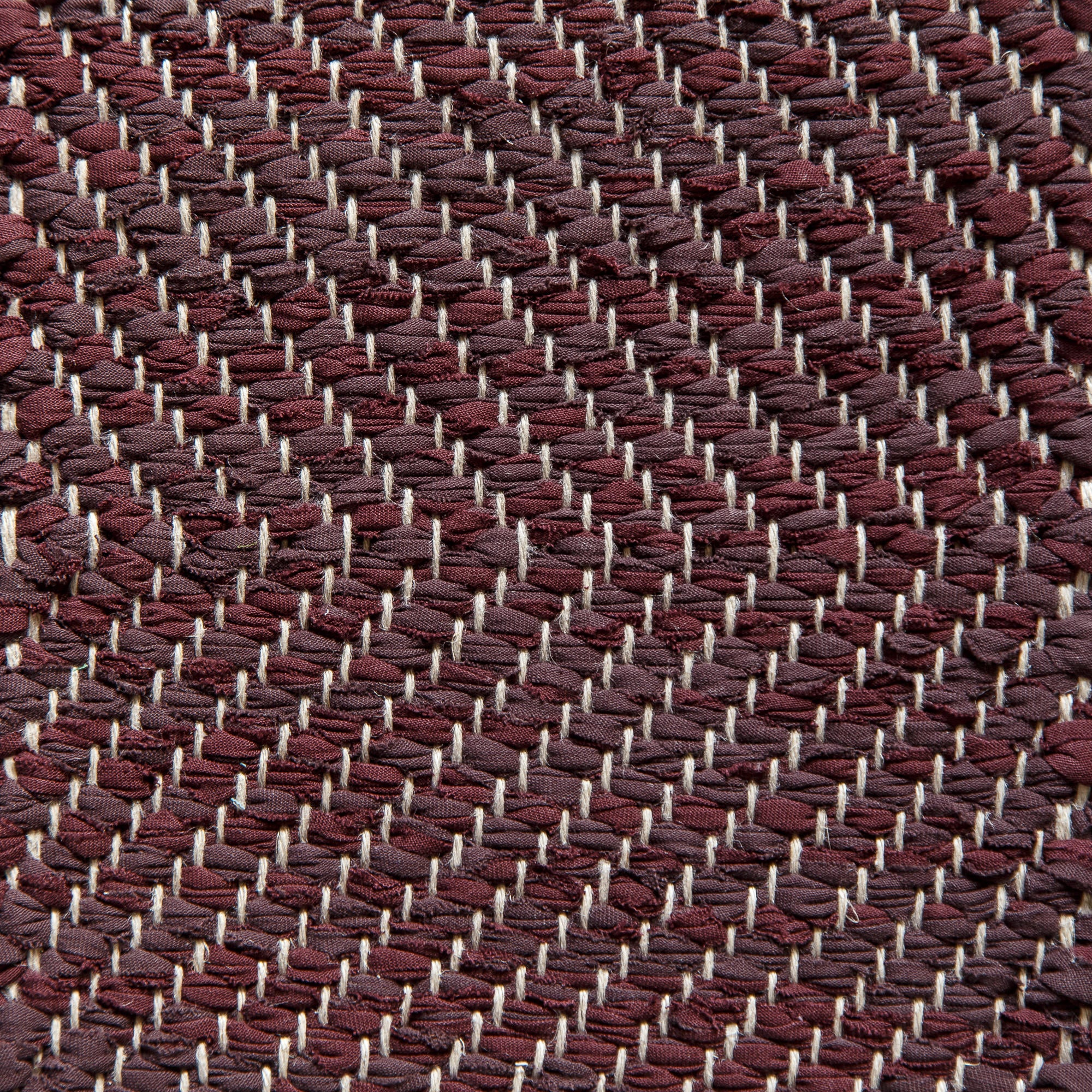 <p>Herringbone, wine mix 396, 398 on the natural yarn</p>