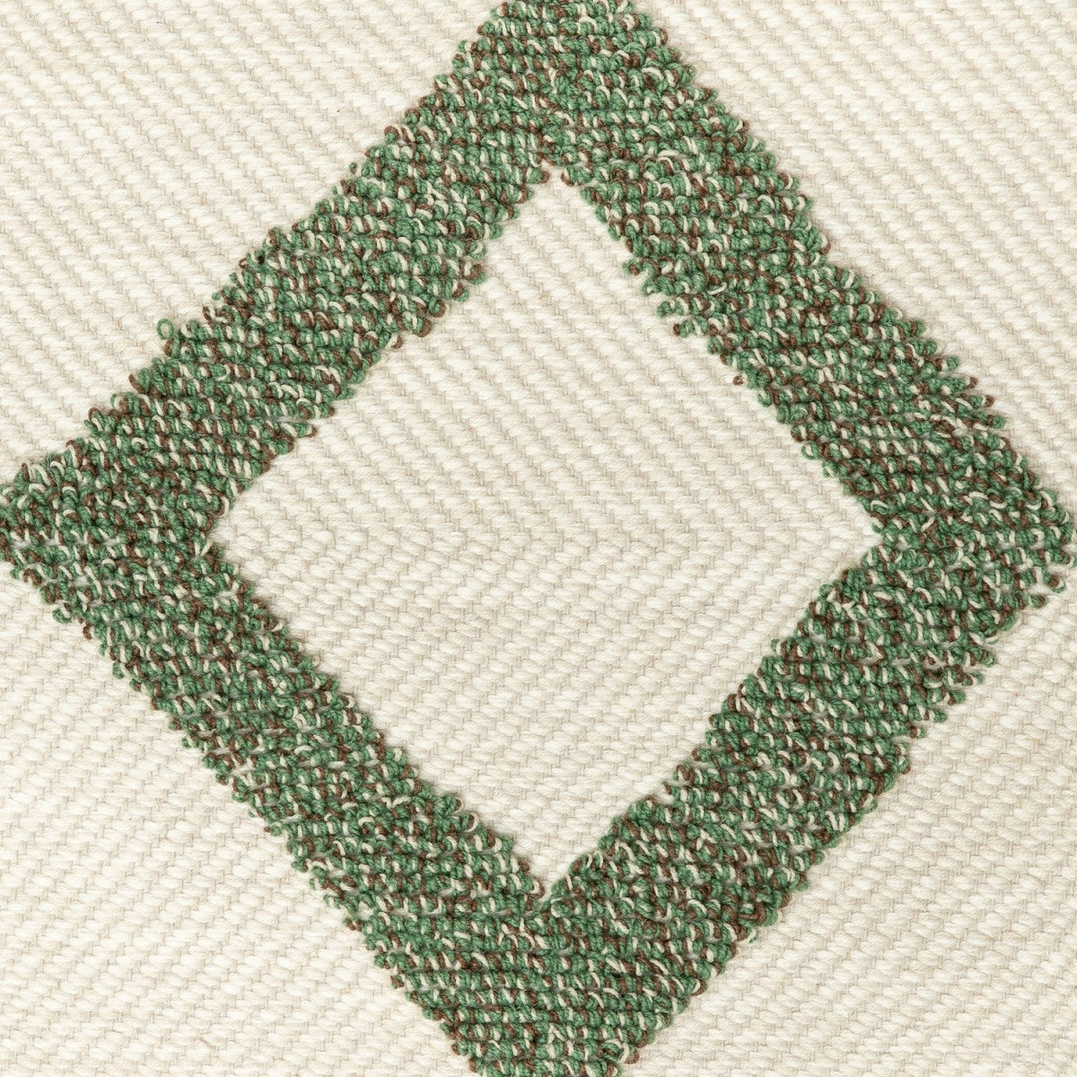 <p>Herringbone with Bouclé (Diamond Twill), base in white mix CH044, 1023, bouclé in green mix 4006, 6017, 8214 on the natural yarn</p>