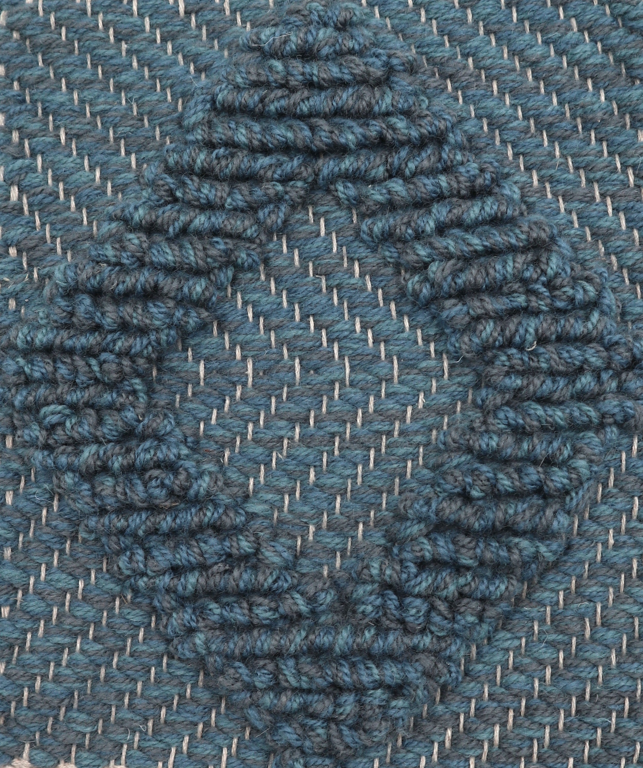 <p>Herringbone with Bouclé Diamond, blue mix 8053, 8602, 8603, warp - natural linen</p>