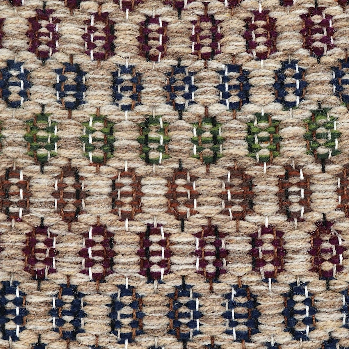 <p>Honeycombs Multicoloured, main beige mix 03, 02, 12, inside 1) CH014, 5027, 2) CH5226, 8036, 3) 6002,6005, 4) CH017, CH015, on natural, white, brown, dark brown and black yarn</p>