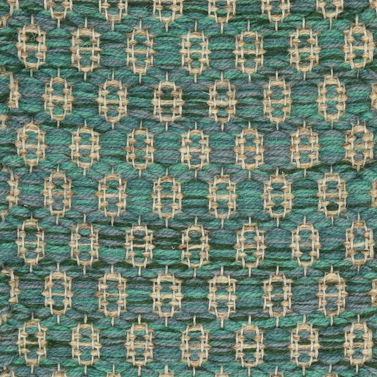 <p>Honeycombs, main aqua green CH017, CH3424, 8052, 8235, inside beige 02, 03 on the natural yarn</p>