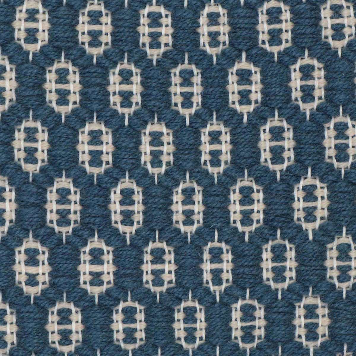 <p>Honeycombs, main blue 8603, inside beige 07 on the white yarn</p>