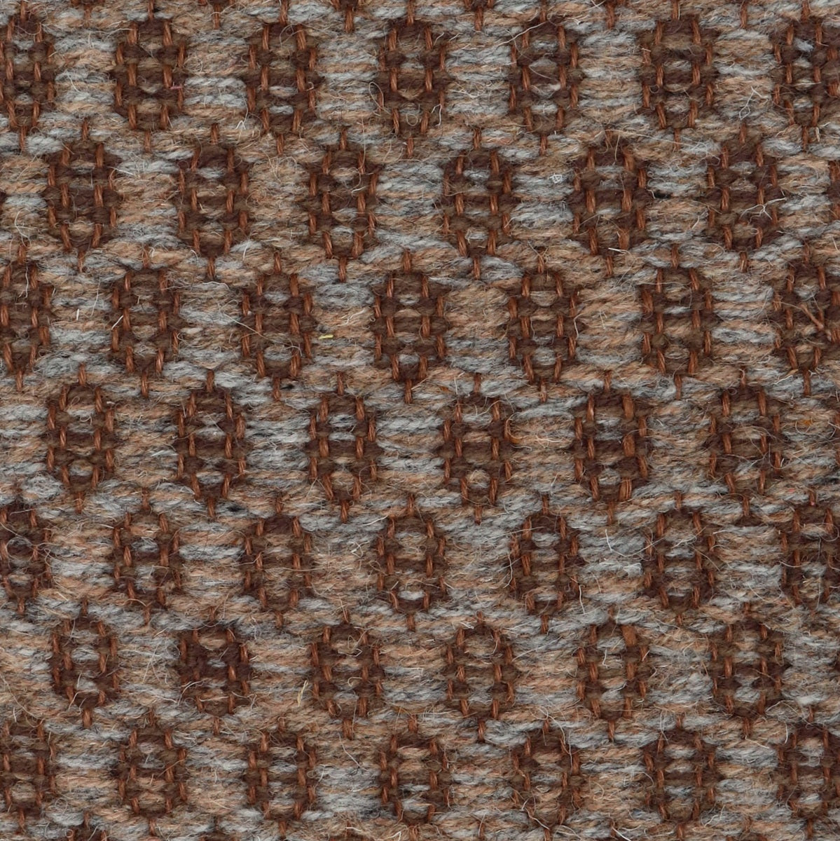 <p>Honeycombs, main grey mix 02, 04, 11, inside brown mix 6017, 6005 on the brown yarn</p>