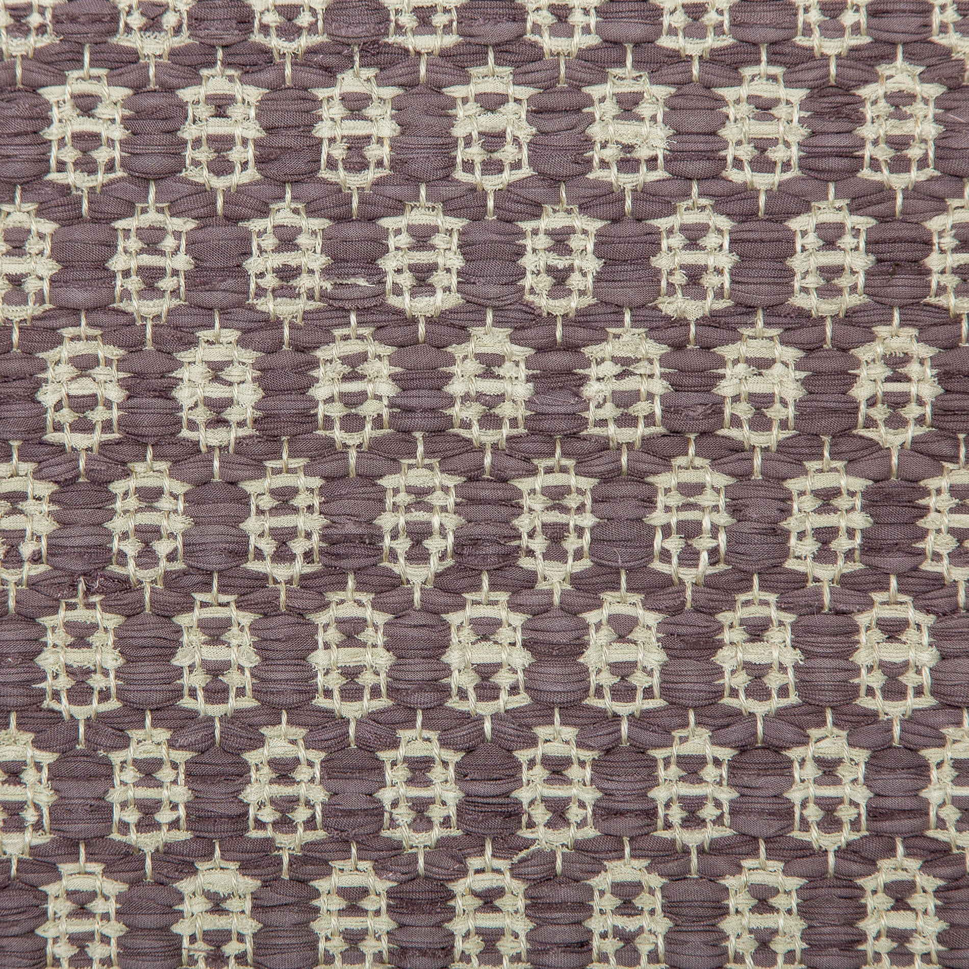 <p>Honeycombs, main purple mix 3354, 3355, inside grey mix 2200, 2200 light on the natural yarn</p>