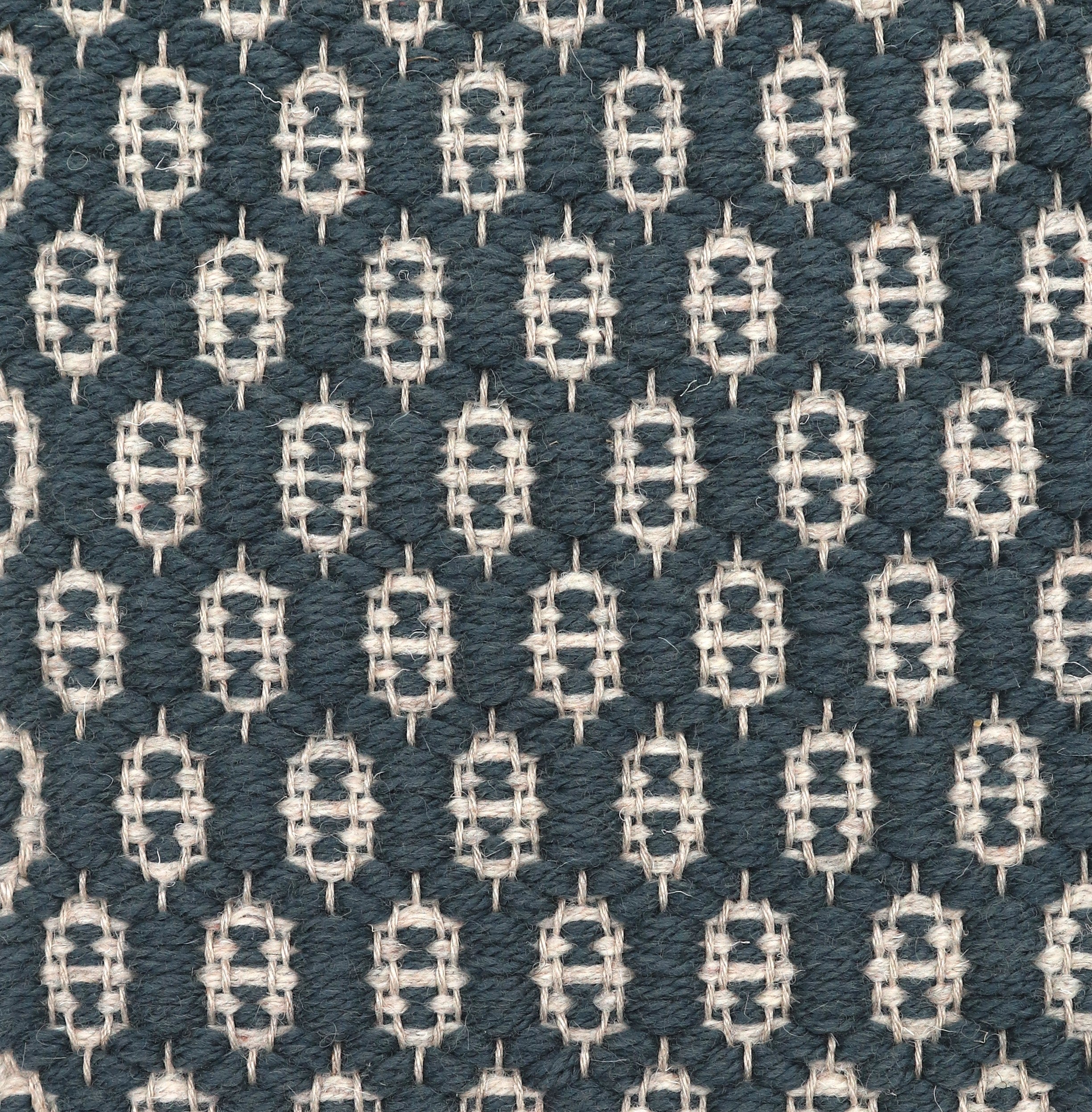 <p>Honeycombs, main blue 504, inside light grey 12 on the natural yarn</p>