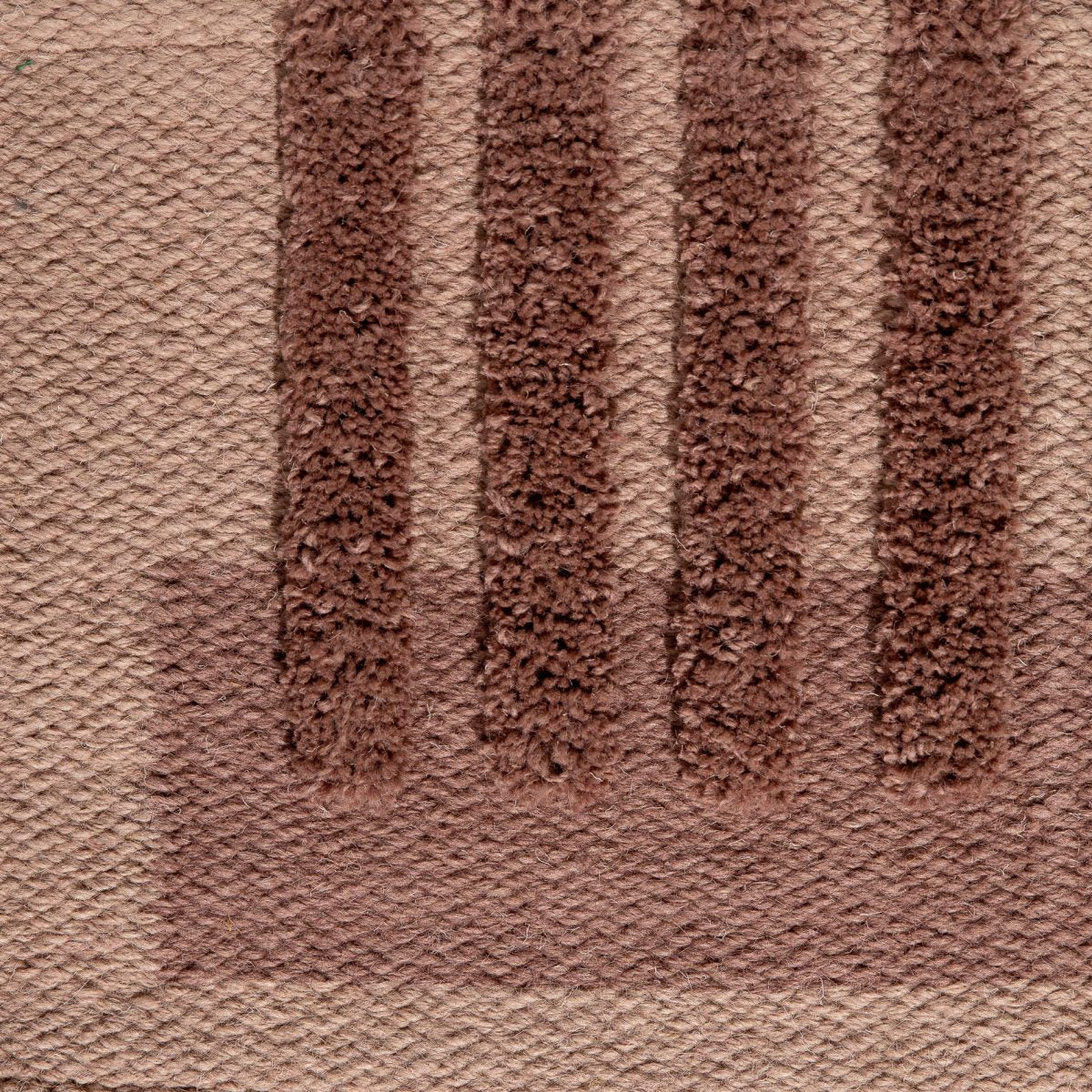 <p><meta charset="UTF-8"><a id="fancybox-right"></a><span id="fancybox-right-ico" class="fancy-ico"></span></p>
<div class="fancybox-title-inside" id="fancybox-title"></div>
<div class="fancybox-title-inside">
<div id="fancybox-title" class="fancybox-title-inside">
<meta charset="UTF-8">
<span>HORIZON created by Yuriy Zimenko, Flat Tuskaft with Hand Tufted Vertical Stripes, main base in light pink 8166, insert base in pink 8128, tuft in pink 8128</span><br>
</div>
<br>
</div>