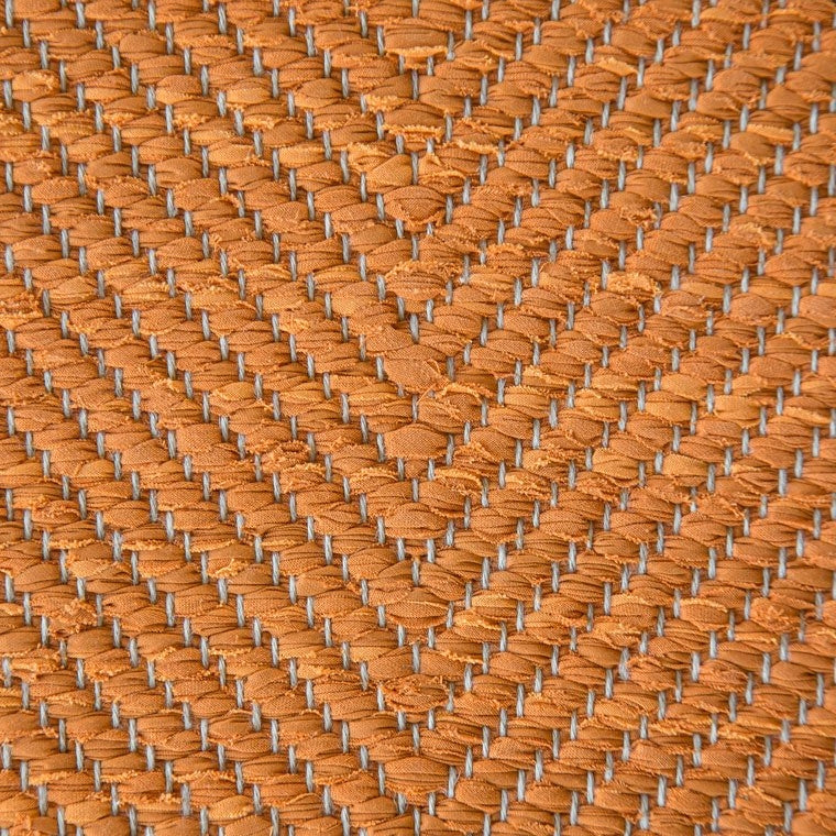 <p>Vertical Herringbone, orange mix 260, 262 on the natural yarn</p>