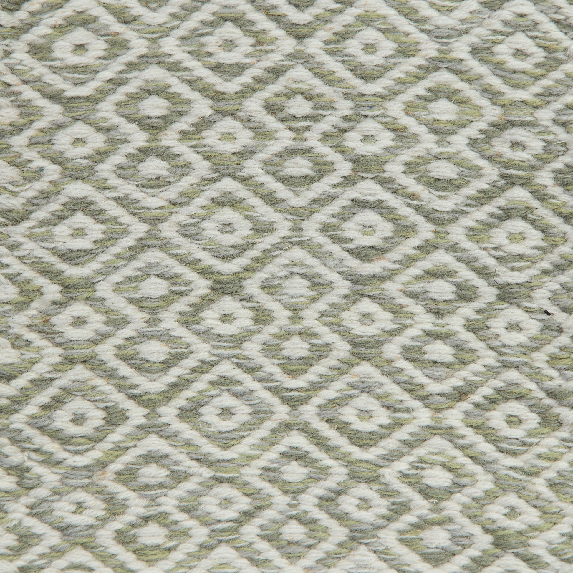 Irregular Dual Diamond Twill