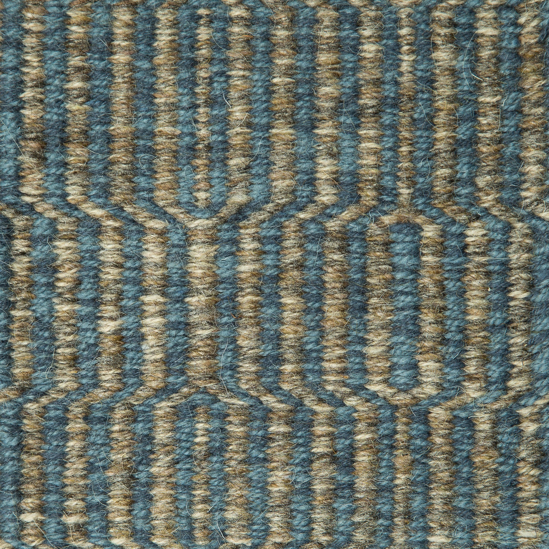 <p>Jazz, 1 row - beige mix 02, 03, 11, 2 row - blue-grey mix CH3424, 504 on the natural yarn</p>