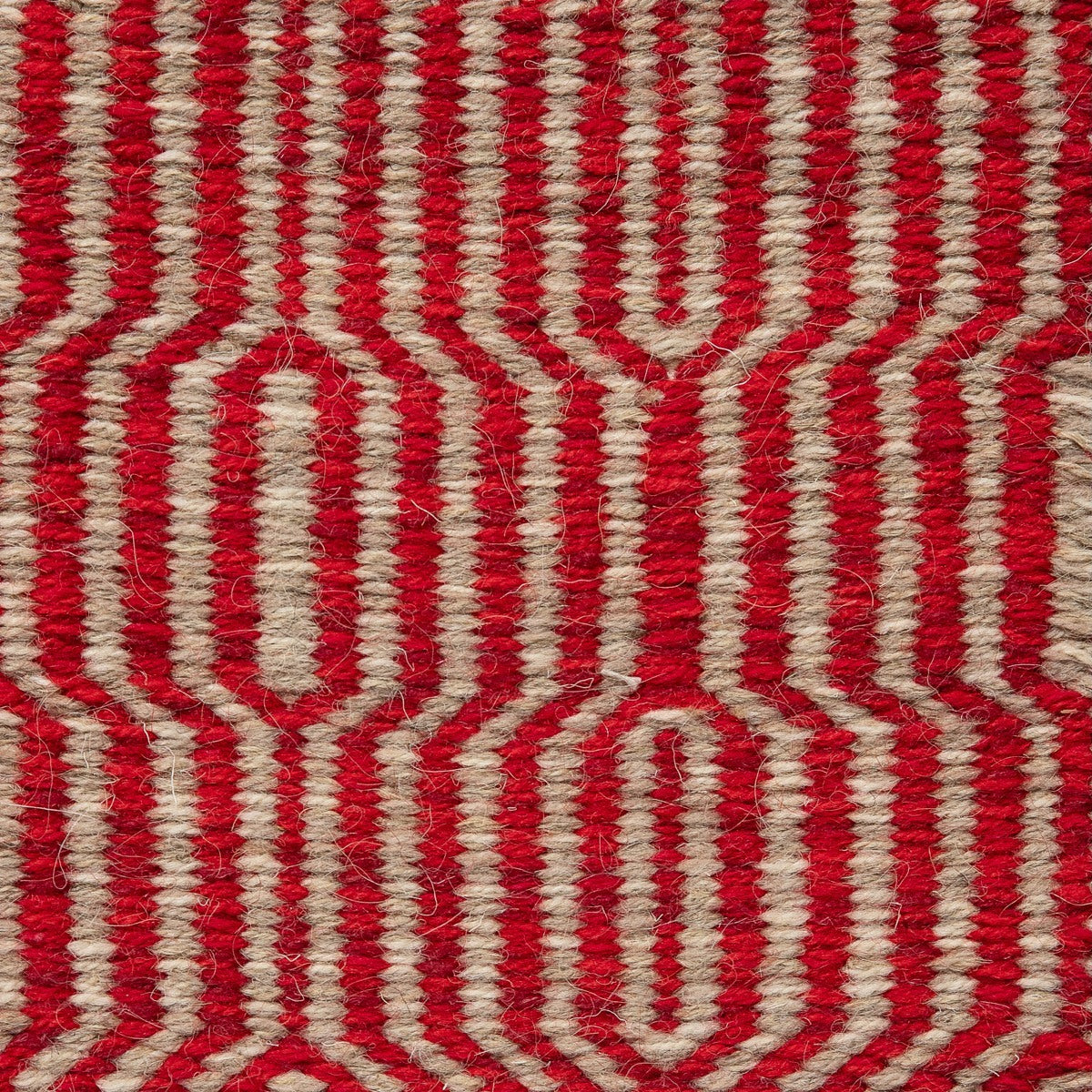<p>Jazz, 1 row - nature mix 07, 03, 6040, 2 row - red mix 3009, 3008, 3011 on the natural yarn</p>