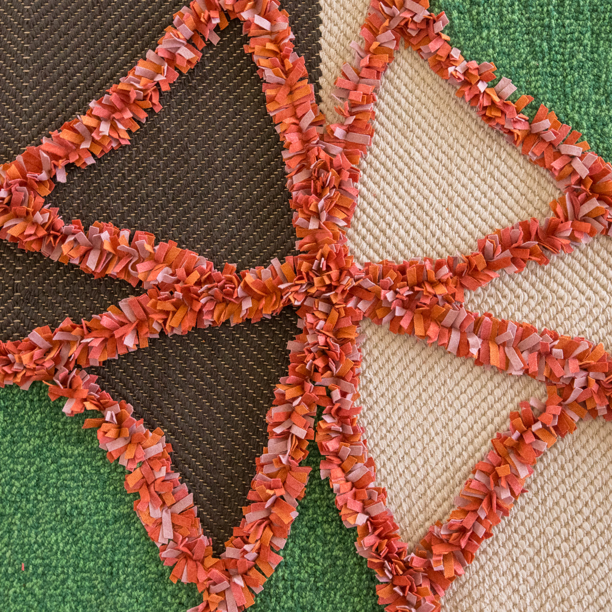 Loro Rya – Green & Orange