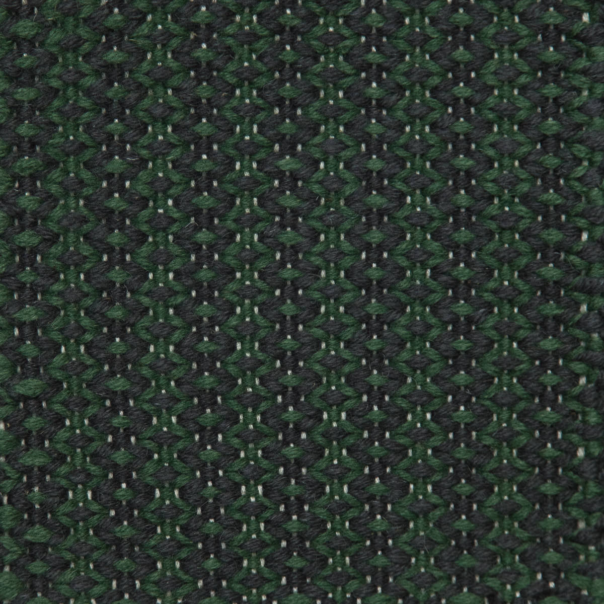 <p>Merezhka, 1 row - green 4011, 2 row - grey 6020 on the natural yarn</p>