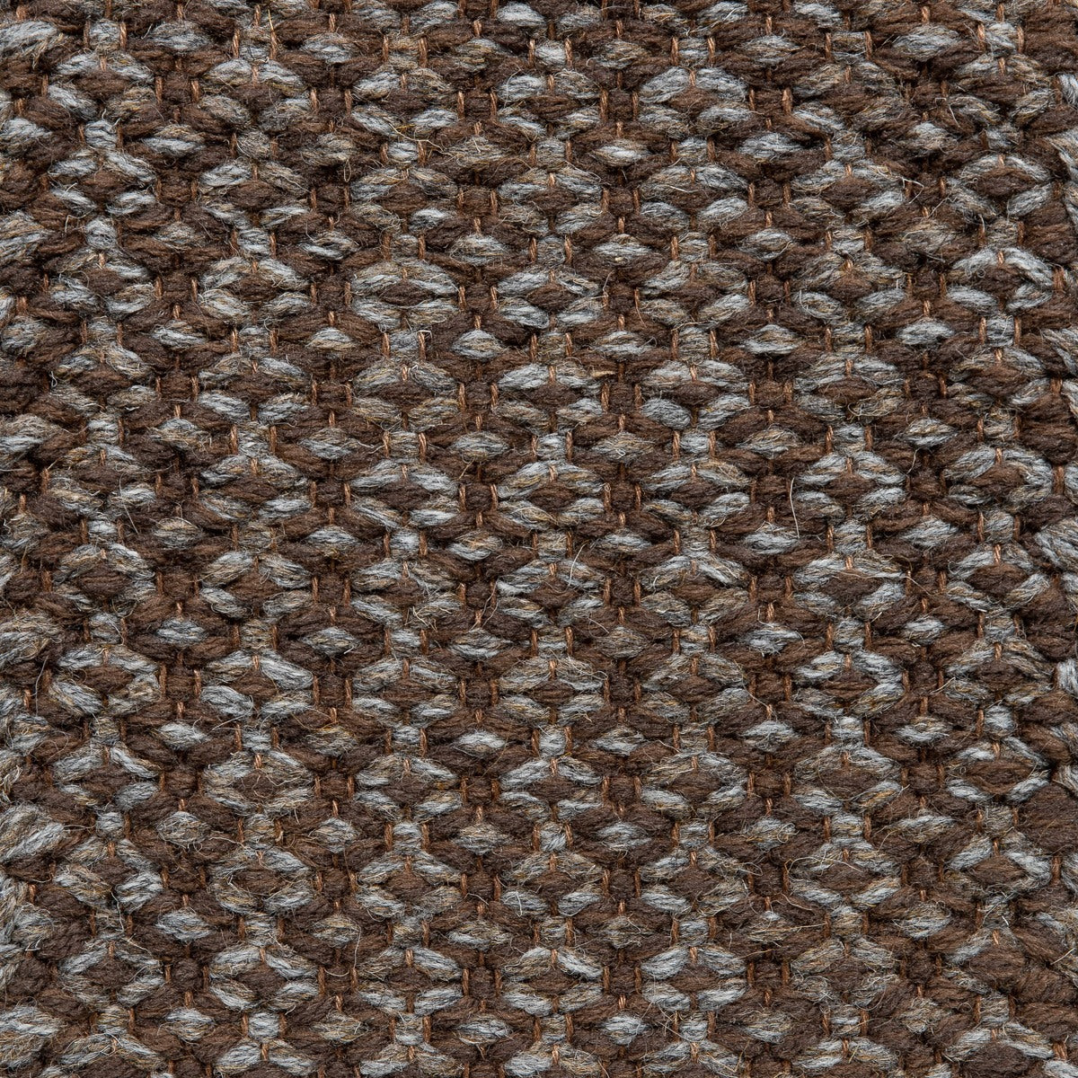 <p>Merezhka, 1 row - grey mix 04, 11, 2 row - brown mix 6005, 6017 on the brown yarn</p>