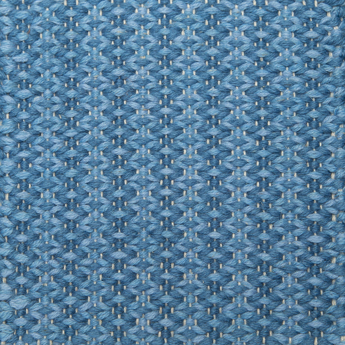 <p>Merezhka, 1 row - light blue mix 5001, 5010, 2 row - blue 5021 on the natural yarn</p>