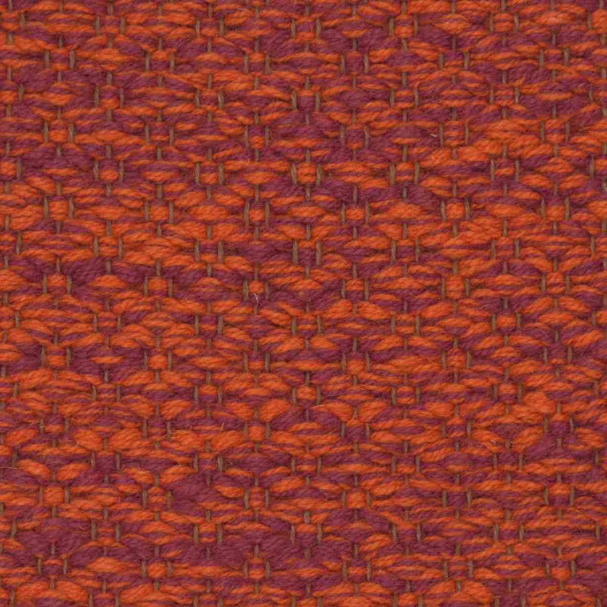<p>Merezhka, mix of orange CH055, burgundy - 6037 on the brown yarn</p>