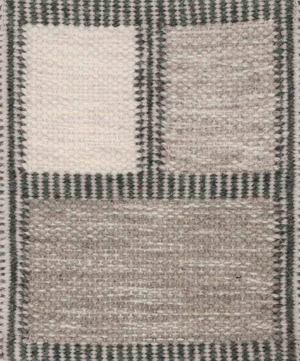 <p><meta charset="UTF-8"><a id="fancybox-right"></a><span id="fancybox-right-ico" class="fancy-ico"></span></p>
<div class="fancybox-title-inside" id="fancybox-title">
<meta charset="UTF-8">
<span>PIETRA FLAT White by Ami Katz, sq 1 - 01, 12, 09, sq 2 - 01, 1022, 12, sq 3 - 01, 1022, CH044, frames in grey 08, white 1022 on the white yarn</span><br>
</div>