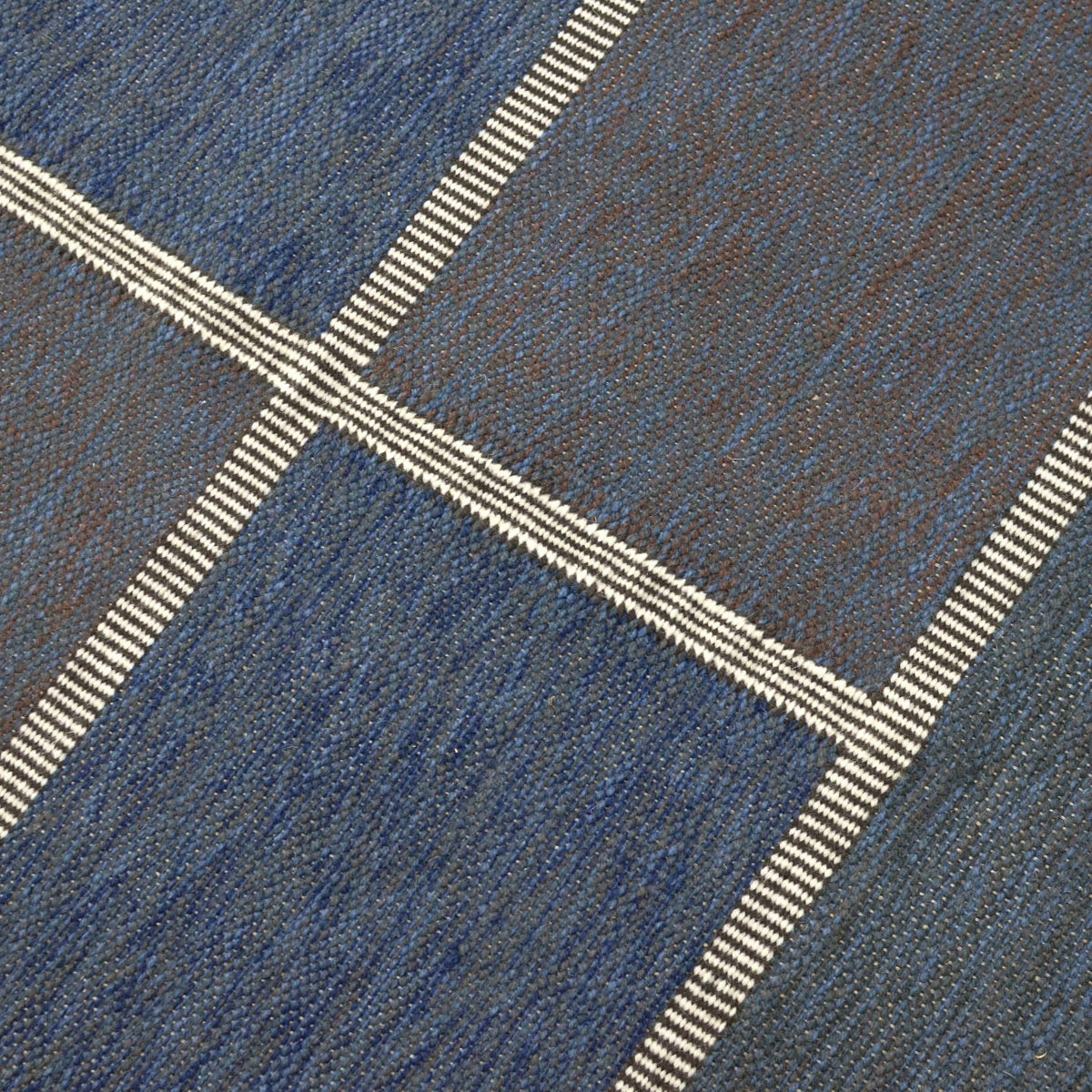 Pietra Flat – Noire