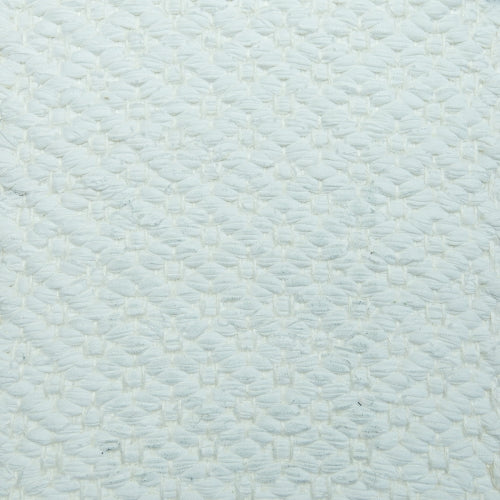 Rosepath, white 100; yarn - white <a href="http://vandra-rugs.info/wp-content/gallery/collection-barbados/dsc_7068_.jpg">Click to large</a>