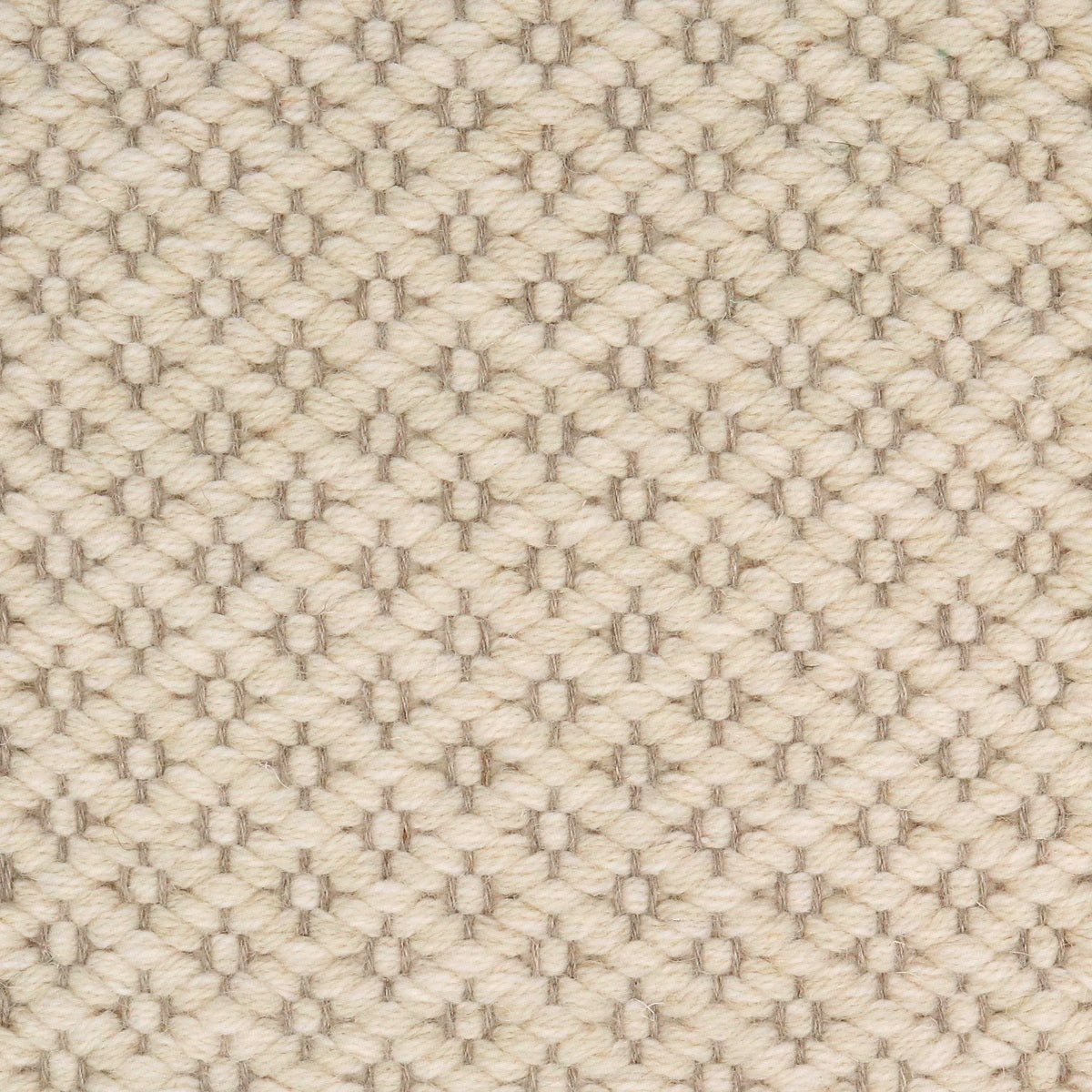 <p>Rosepath, white mix CH044, 06 on the natural yarn</p>
