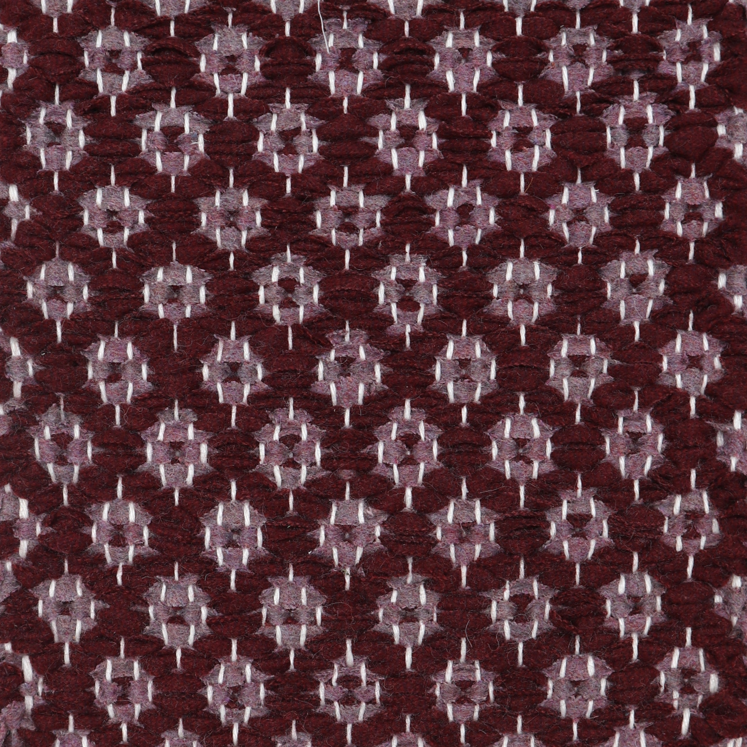 <p>Rosepath, main wine 0488, inside dust pink 0038, warp: white linen</p>