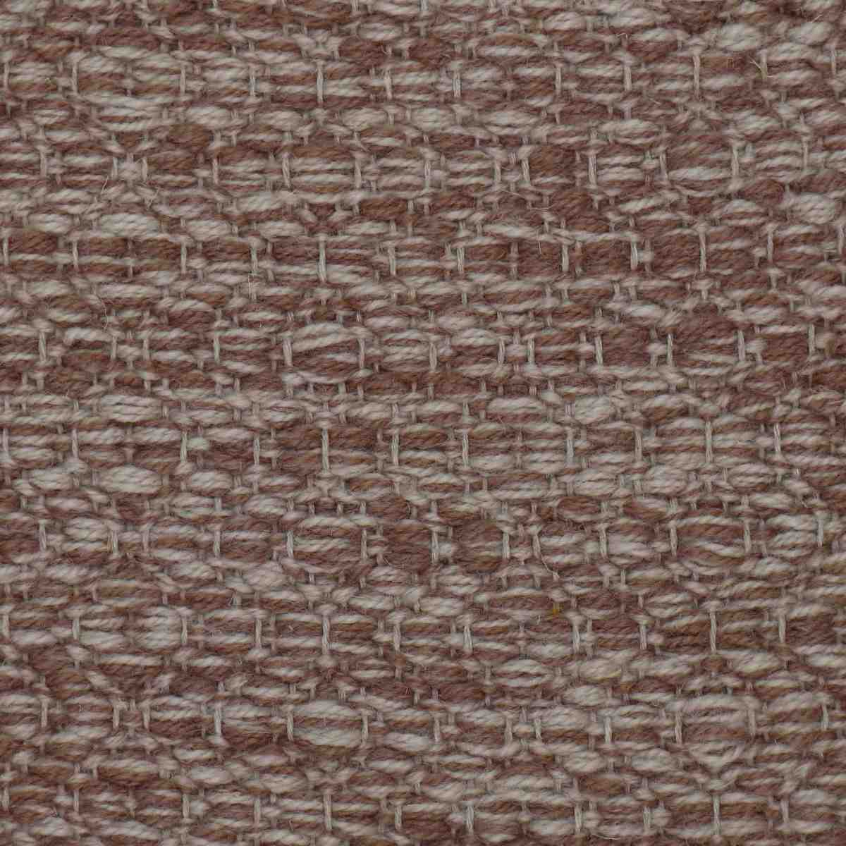 <p>Round Diamond Twill, beige mix 6013, CH1207 on the natural yarn</p>