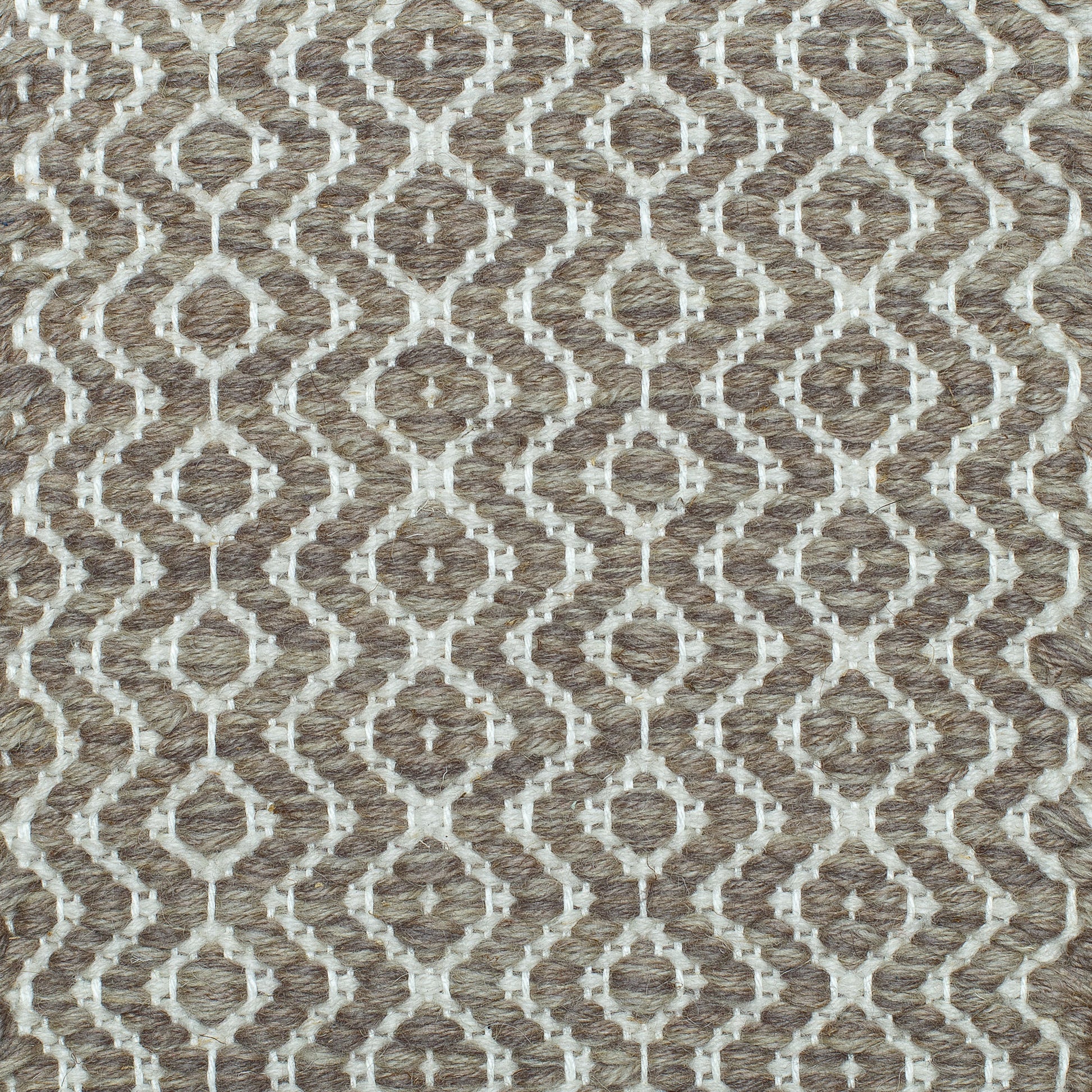 Round Diamond Twill