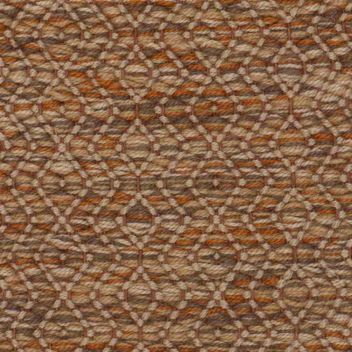 <p>Round Diamond Twill, main mustard mix 6004, 6014, 6017, CH018, inside beige 6014 on the brown yarn</p>