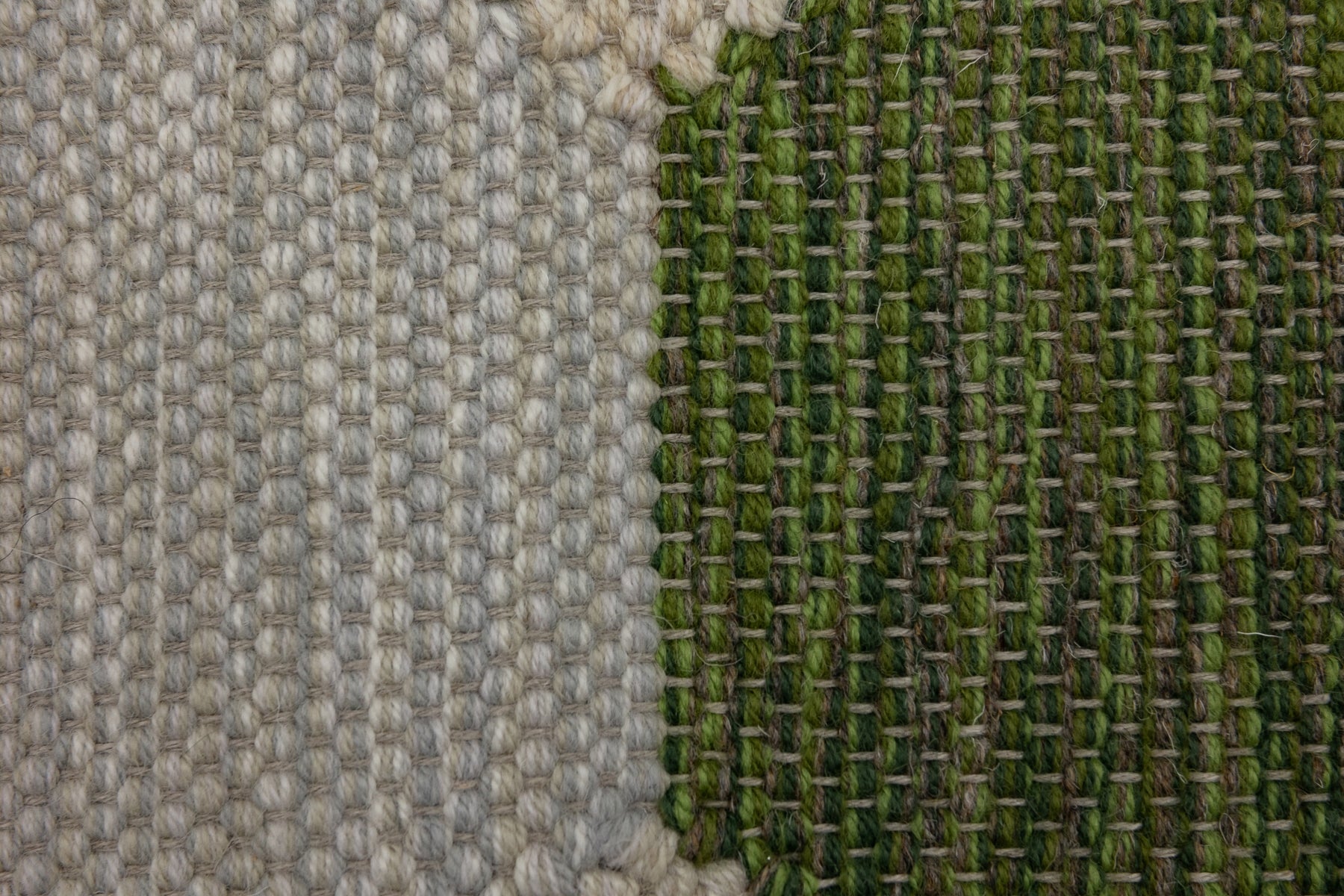 Royal Snowflake – Green – Vandra Rugs