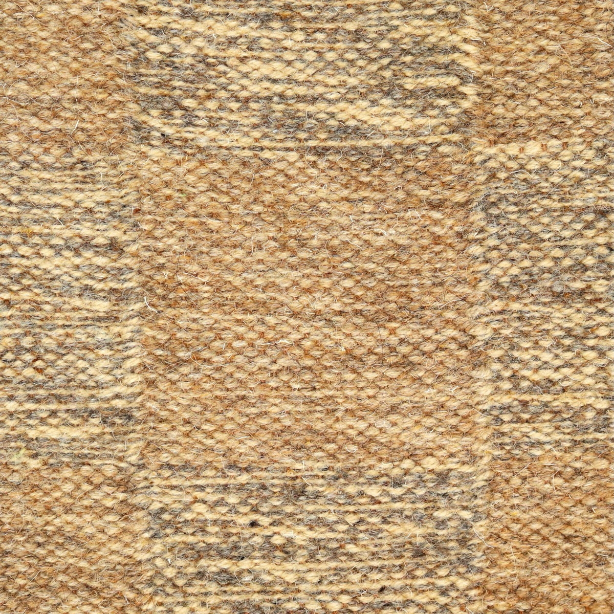 <p>Single Weave Chequered, 1sq - beige mix 02, 03, 2 sq - brown mix 19, 11 on the brown yarn</p>