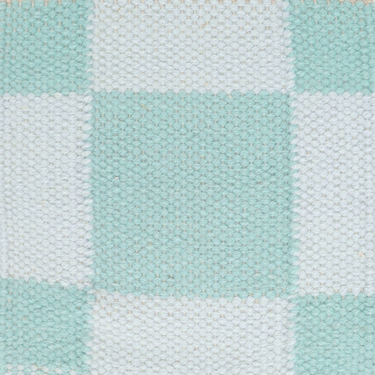 <p>Single Weave Chequered, 1 sq - blue CH4400, 2 sq - light blue CH054 on the natural yarn</p>
