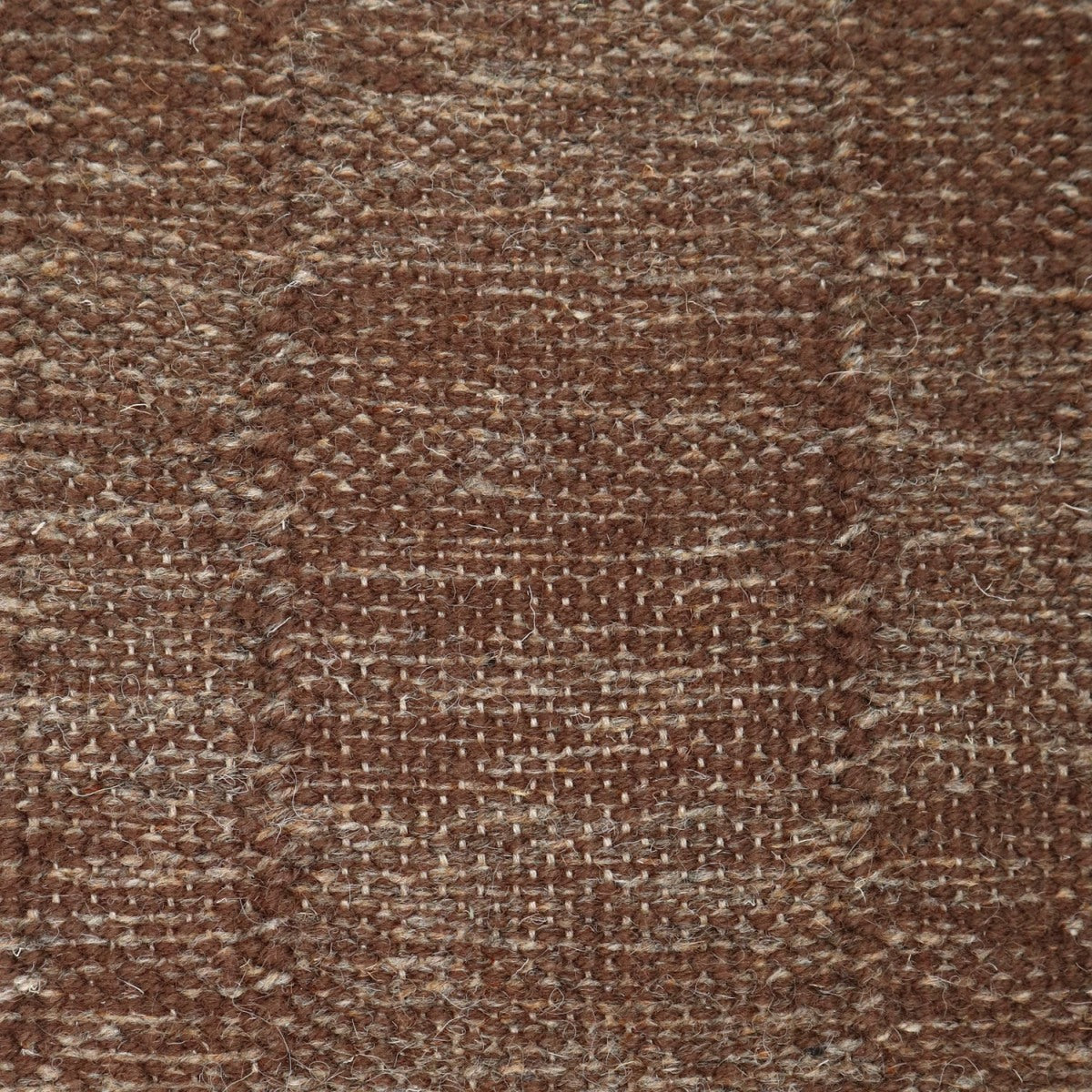 <p>Single Weave Chequered, 1 sq - brown mix 11, 6005, 2 sq - light brown mix 11, 17, 6005 on the natural yarn</p>