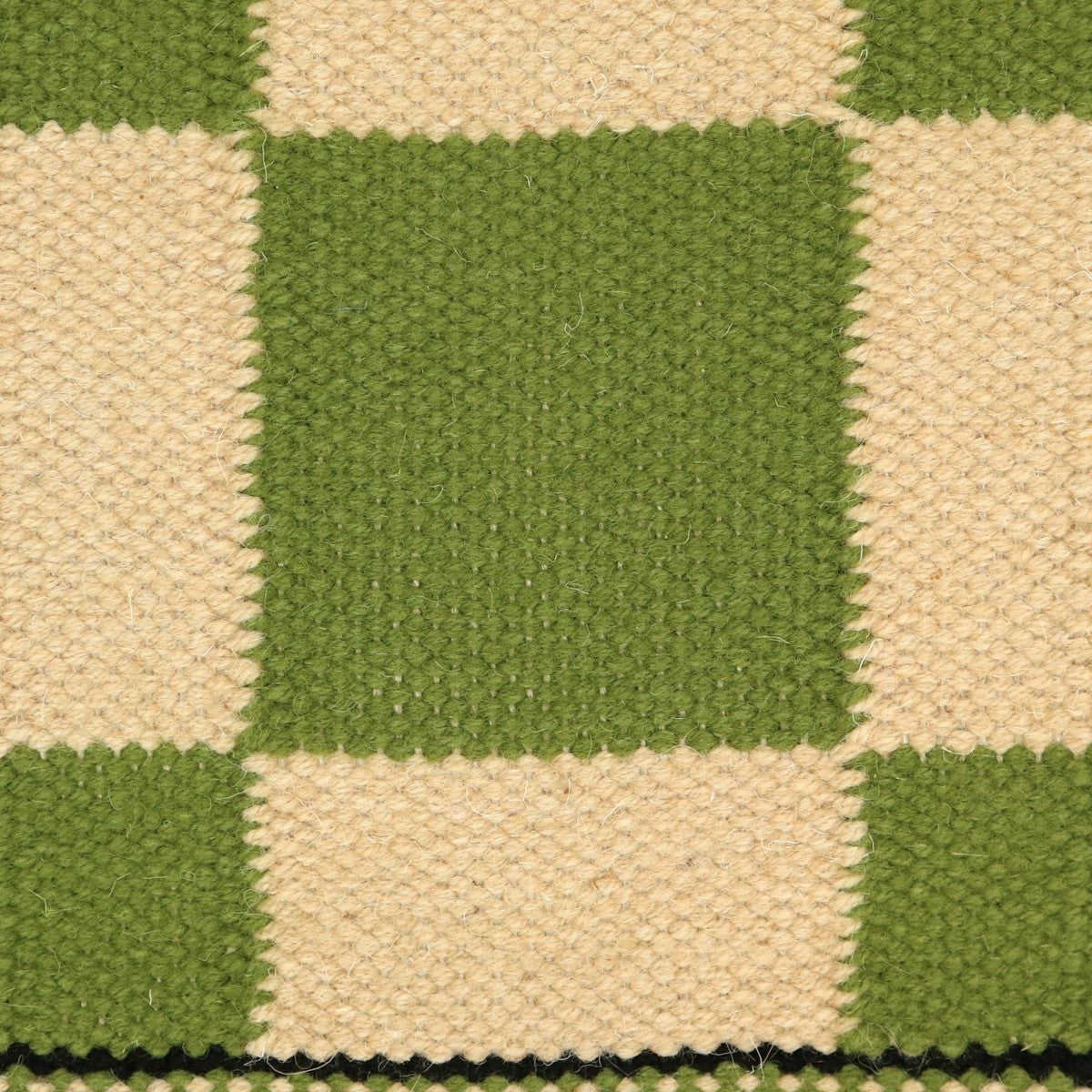 <p>Single Weave Chequered, 1 sq - cream 19, 2 sq - green CH015, stripe in black black 1006 on the natural yarn</p>