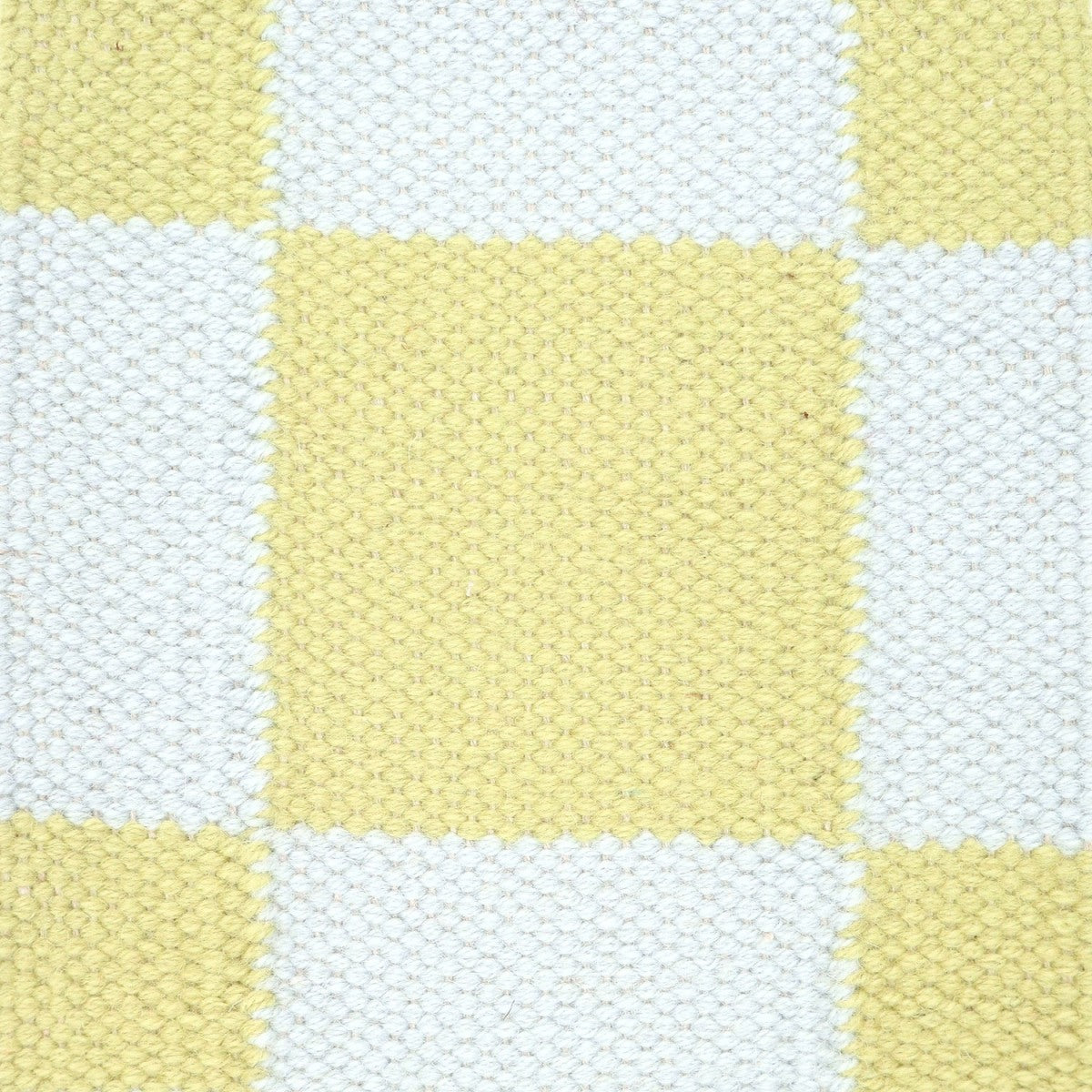 <p>Single Weave Chequered, 1sq - green 4009, 2 sq - light blue CH054 on the natural yarn</p>