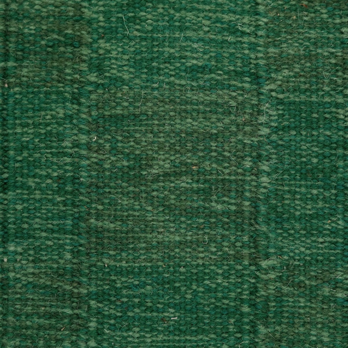 <p><meta charset="UTF-8"><a id="fancybox-right"></a><span class="fancy-ico" id="fancybox-right-ico"></span></p>
<div id="fancybox-title" class="fancybox-title-inside"></div>
<div class="fancybox-title-inside"><span>CABINET by Eva Schildt, Single Weave Chequered, Emerald, sq 1 - green mix 4006, 4007, 4008, sq 2 - dark green mix 4006, 4007, 4008, 4011 on the natural yarn</span></div>