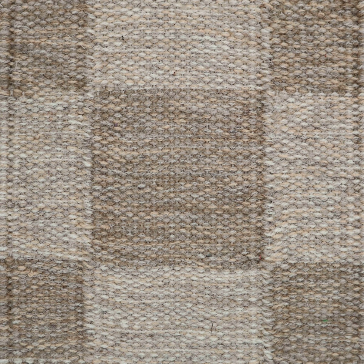 <p><meta charset="UTF-8"><a id="fancybox-right"></a><span class="fancy-ico" id="fancybox-right-ico"></span></p>
<div id="fancybox-title" class="fancybox-title-inside"></div>
<div class="fancybox-title-inside"><span>Single Weave Chequered, Oat, sq 1 - cream mix 6019, 06, 12, 1008, sq 2 - beige mix 6019, 12, 1008, 1011, 6014 on the natural yarn</span></div>