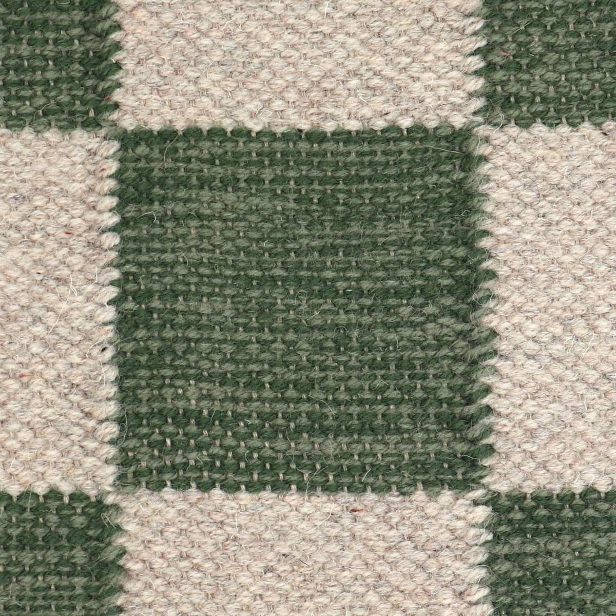 <p>Single Weave Chequered, sq 1 - grey 12, sq 2 - green 4011, 1025 on the natural yarn</p>