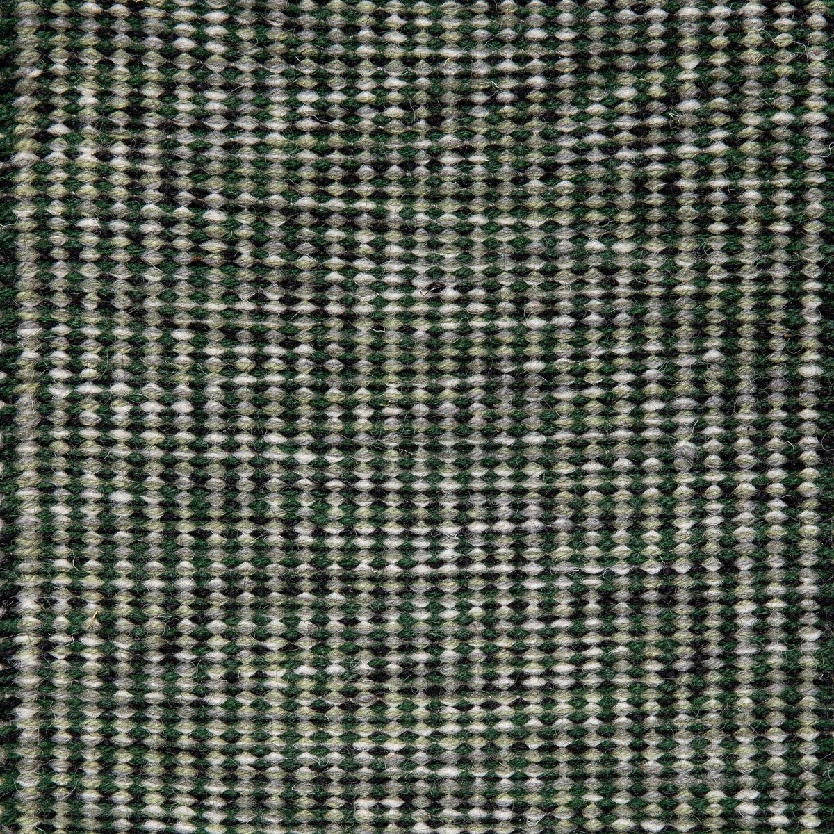 <p>Single Weave - Tuskaft Striped, 1 row - dark green mix CH7878, CH017, 4011, 2 row - green mix 1023, 1009 1025, 4015 on the natural yarn</p>