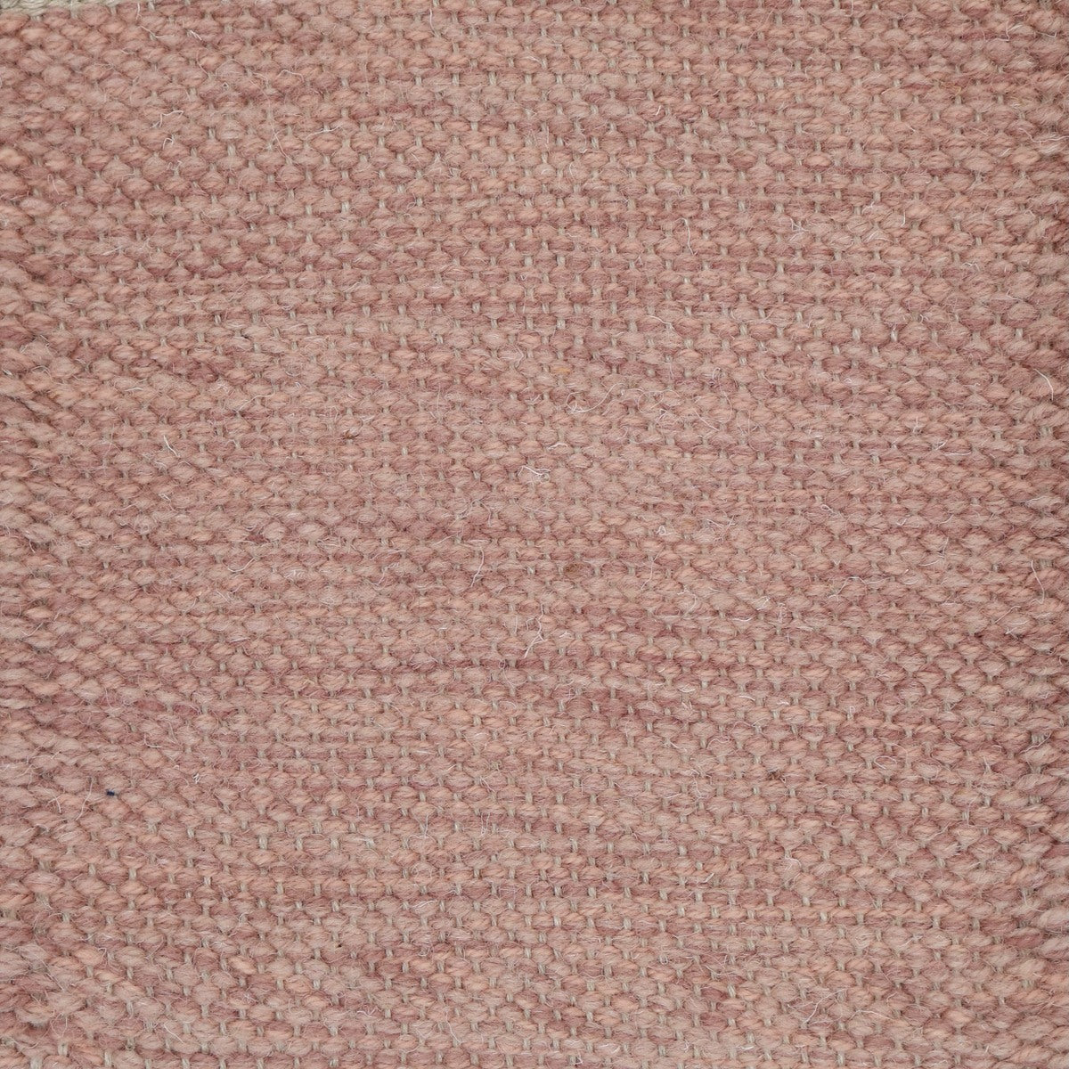 <p>Single Weave, pink-beige mix 8166, 8108, 8128 on the natural yarn</p>